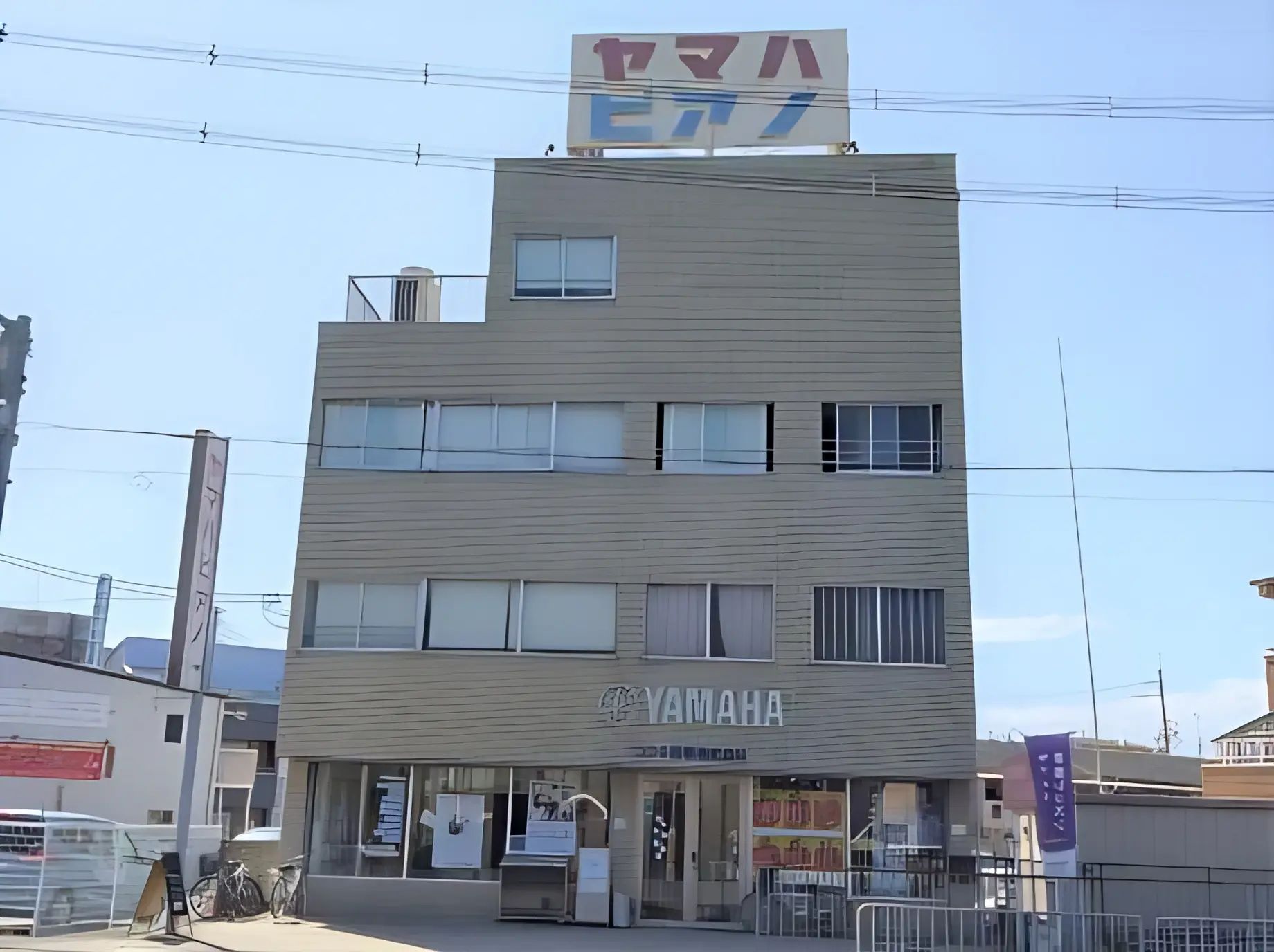 コウキ ヴァイオリン 八木店のメイン画像