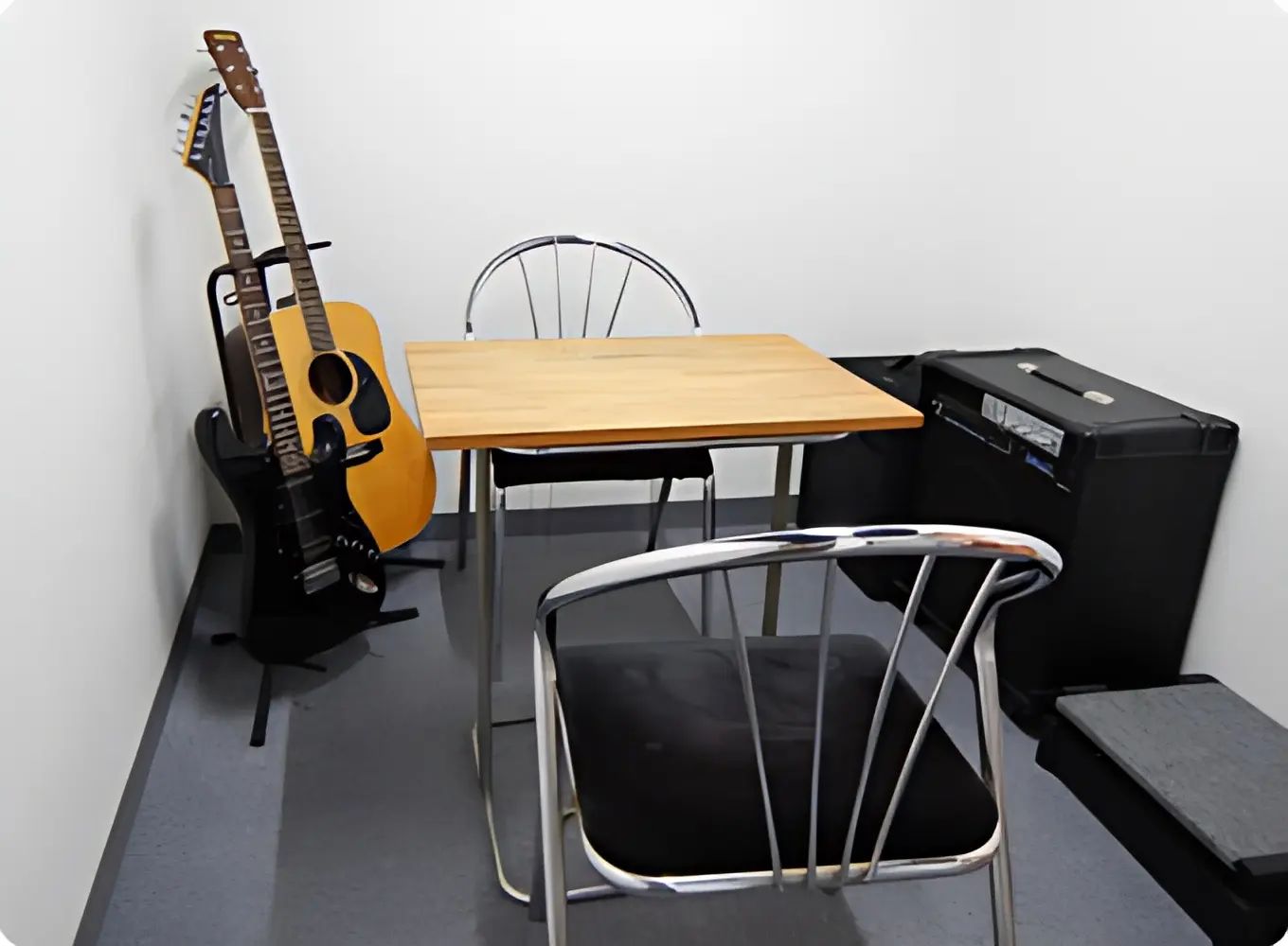 LUAR ベース 吉祥院九条町教室のサムネイル画像 2