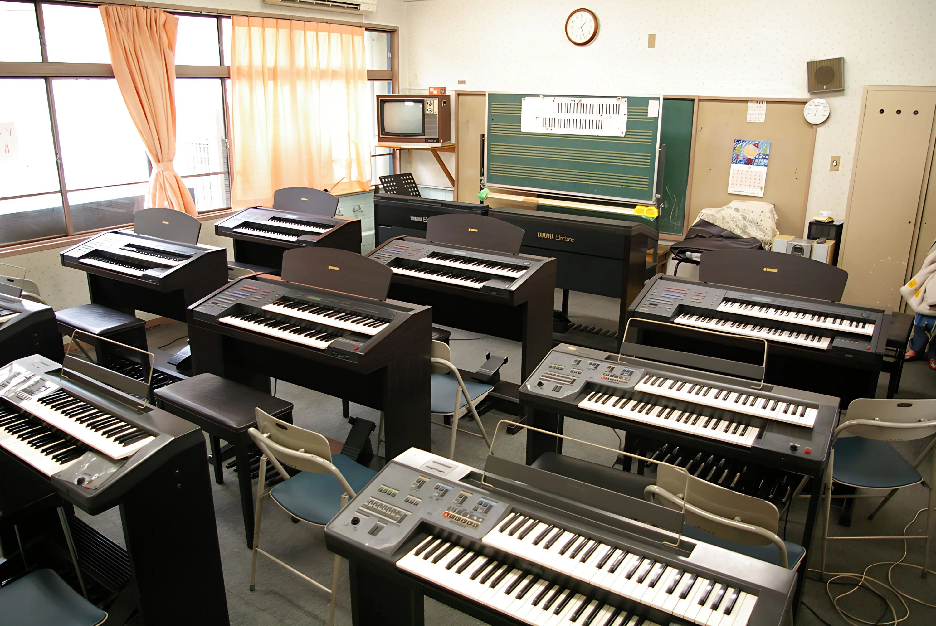 横浜日本屋楽器 電子オルガン 上星川幼稚園のサムネイル画像 4
