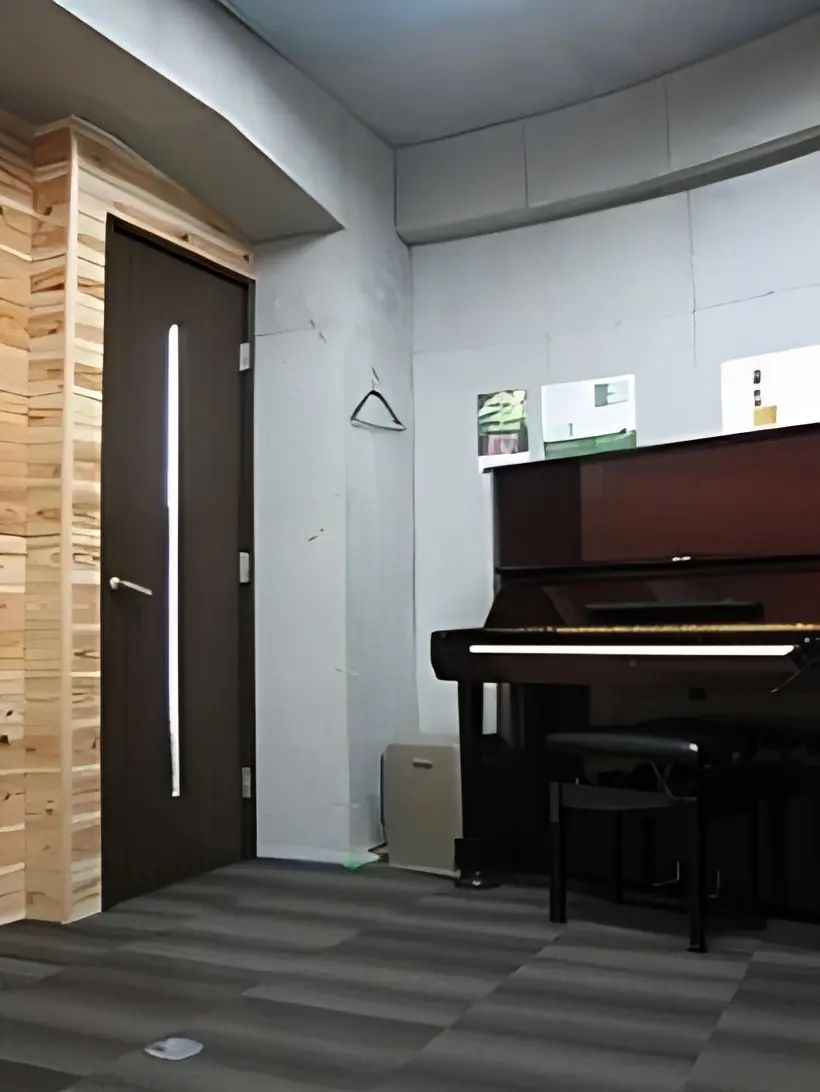 スマイルズミュージックサロン フルート 立売堀教室のサムネイル画像 3