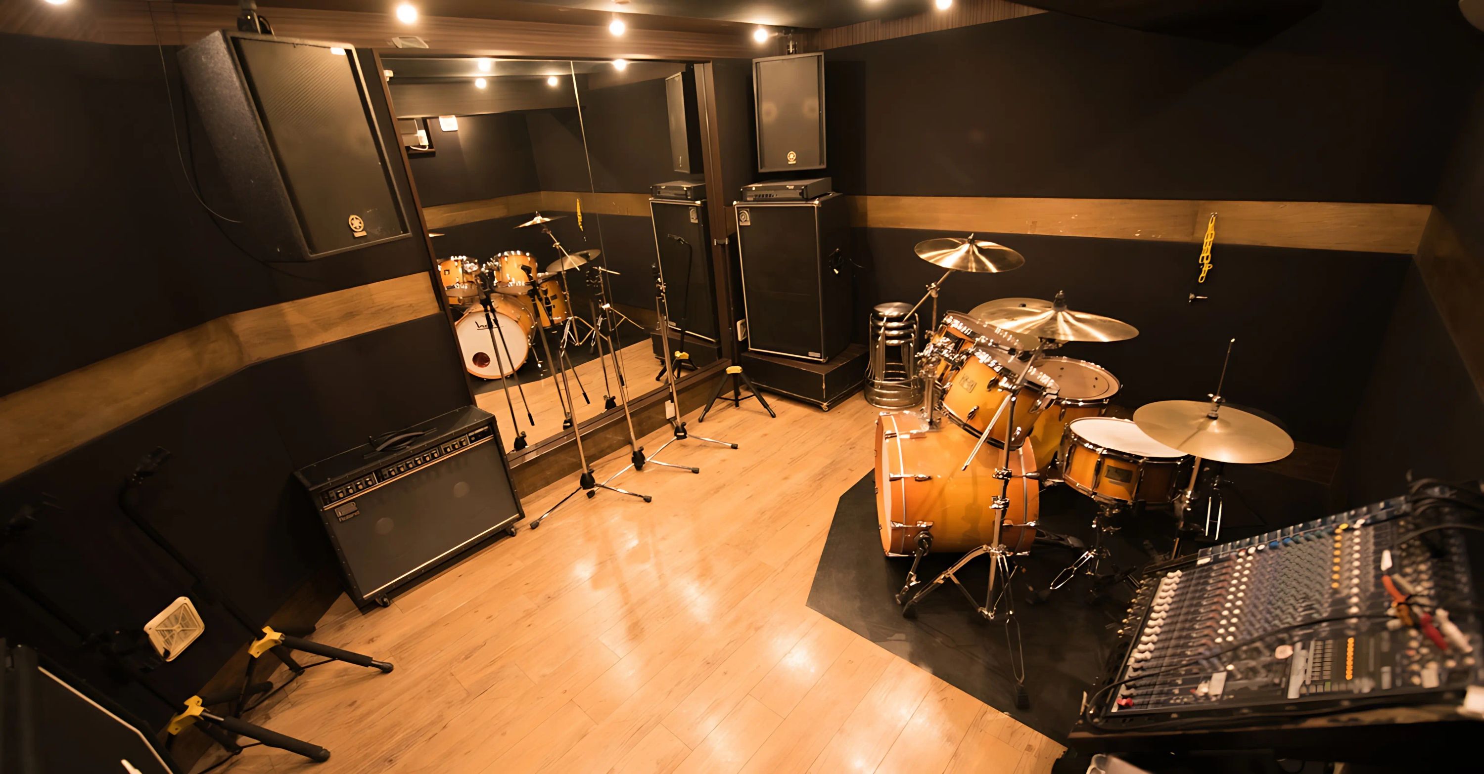 セレクトーン ドラム サウンドスタジオパックス南浦和店のサムネイル画像 4