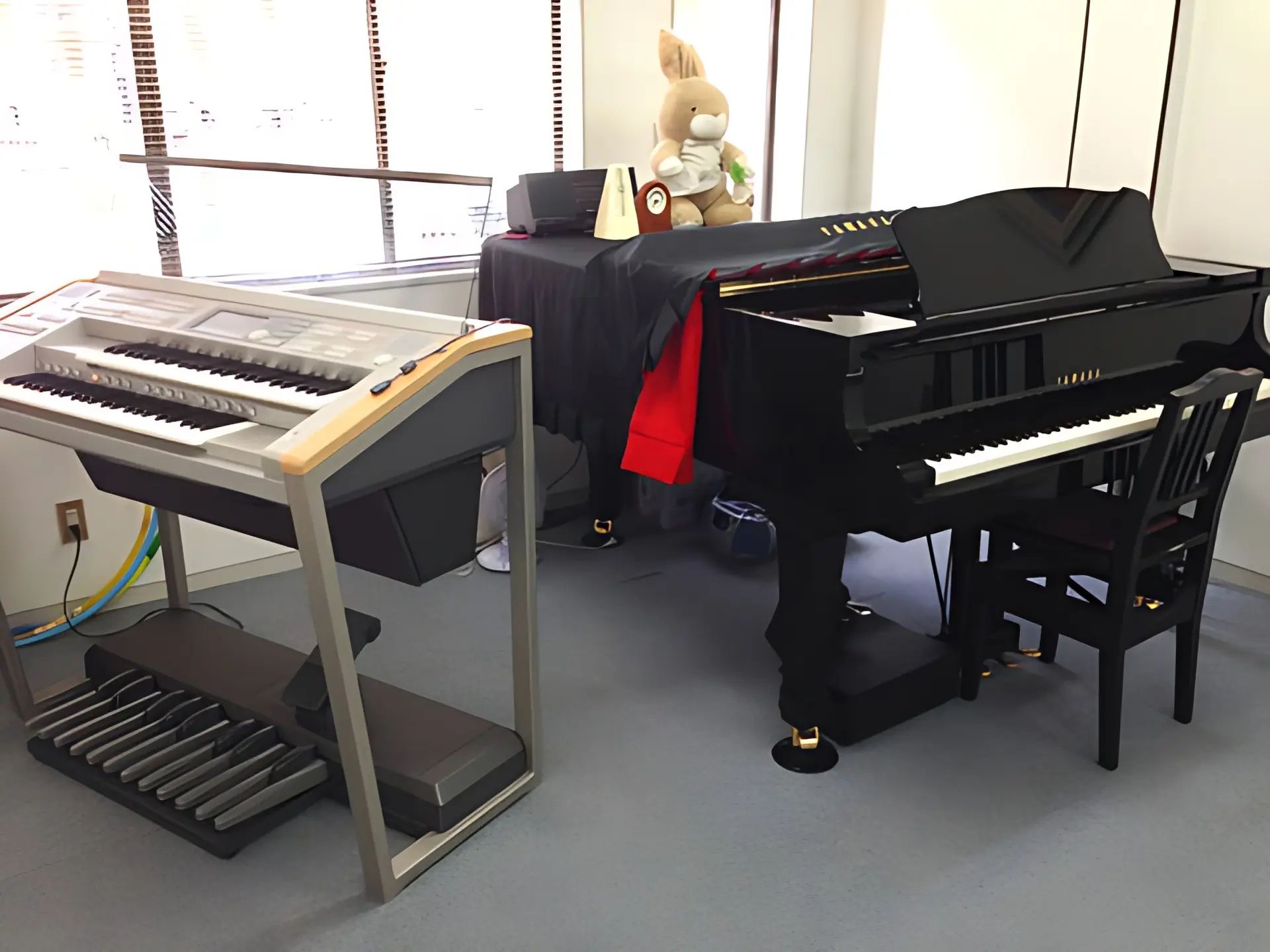 バスティンピアノ・エレクトーン・リトミック教室 茶屋が坂教室のメイン画像