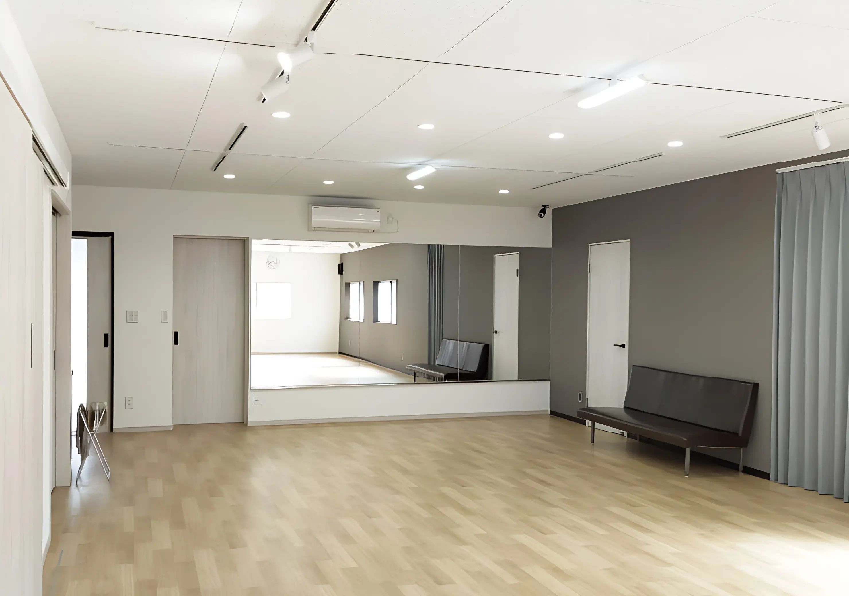 Atelier Urela(アトリエユレーラ) 美術（絵画・造形・工作） 万野原新田教室のメイン画像