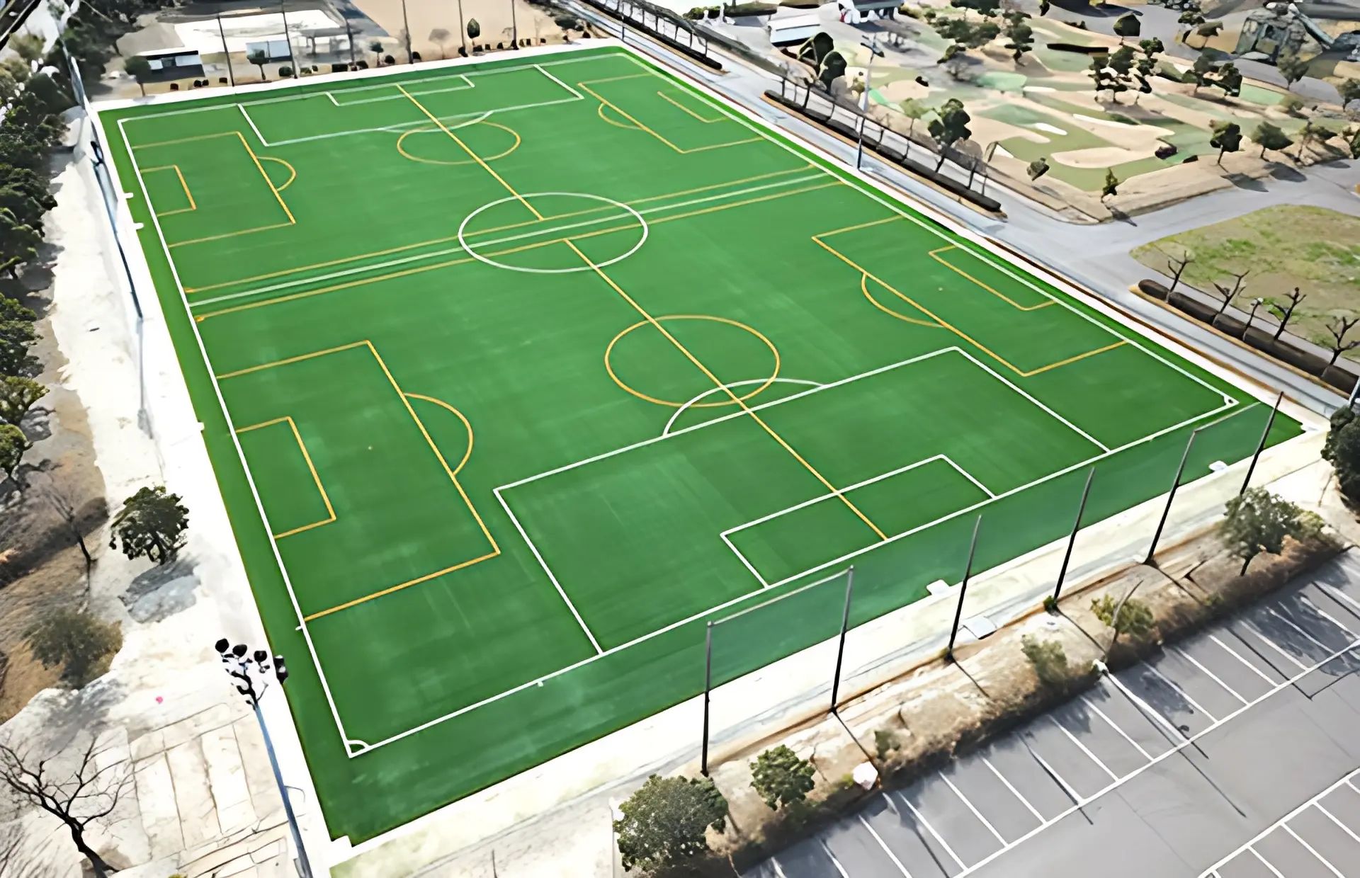 元浜サッカークラブ 元浜公園芝生広場のメイン画像