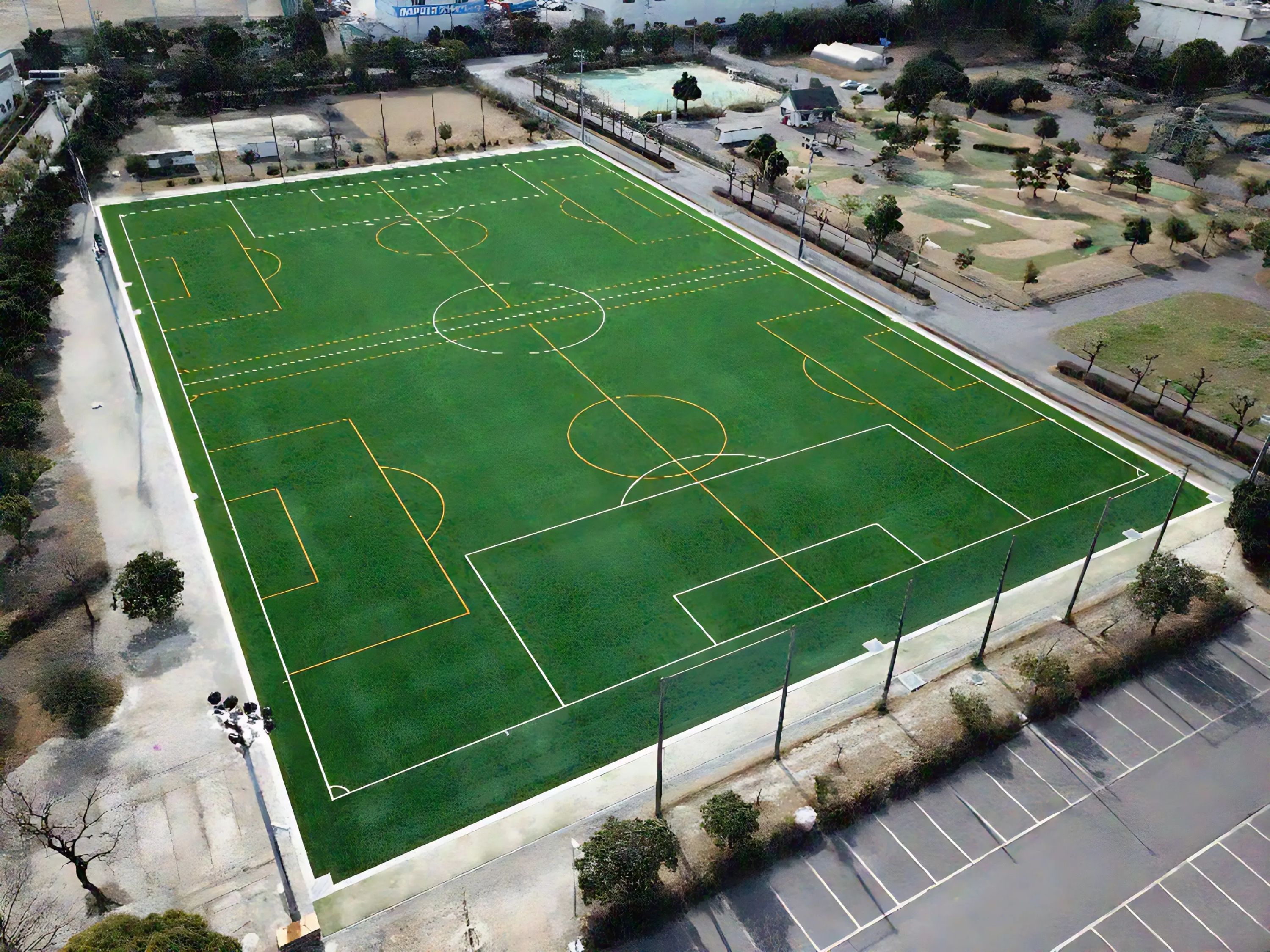 元浜サッカークラブ 元浜公園芝生広場のサムネイル画像 2