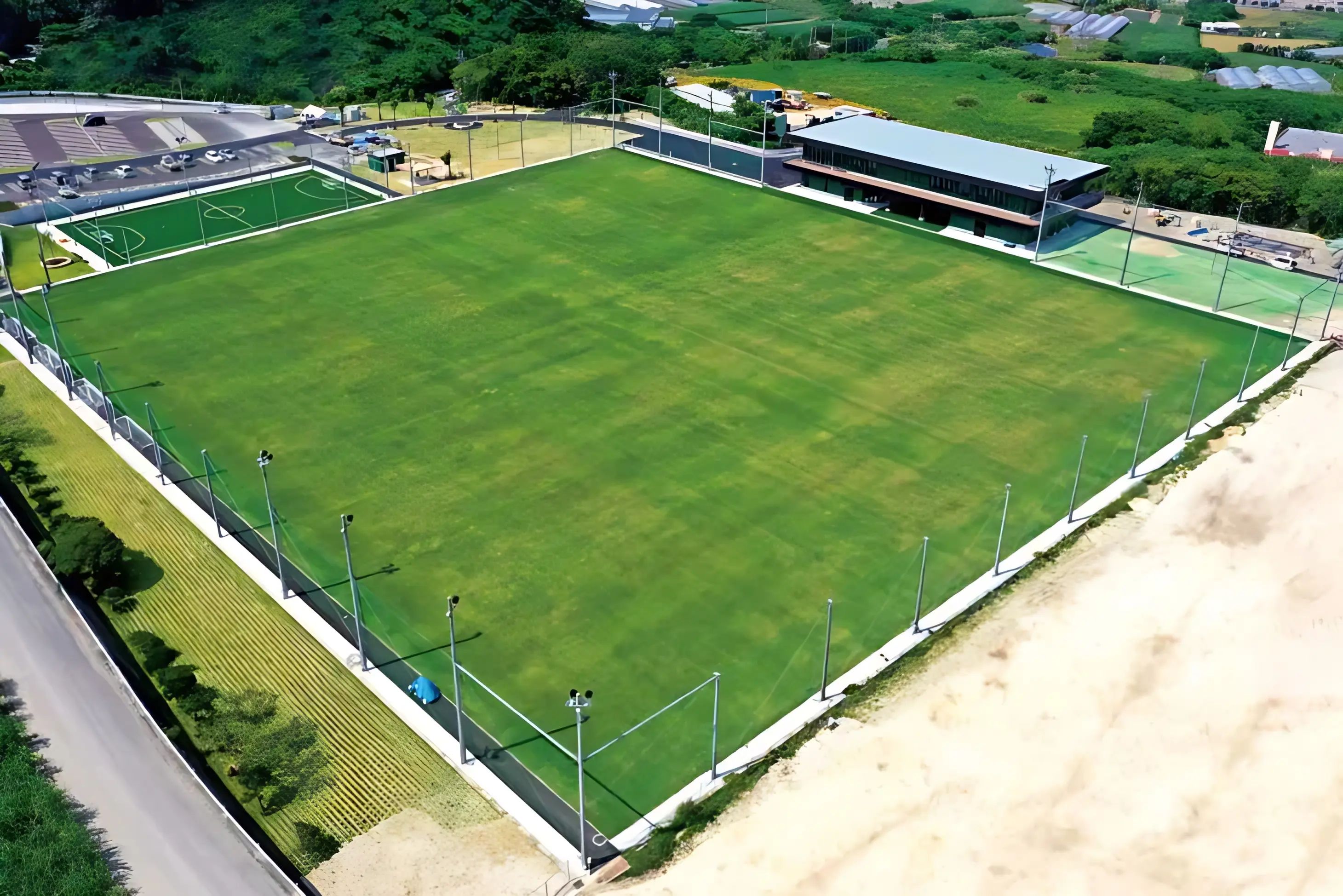 港川キッカーズ 具志頭陸上競技場のメイン画像