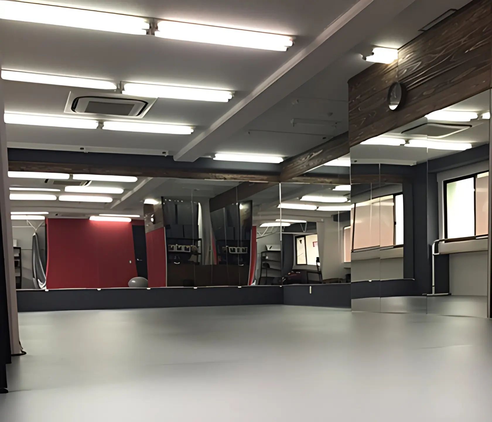 Emi Ballet Class 三鷹スタジオのメイン画像