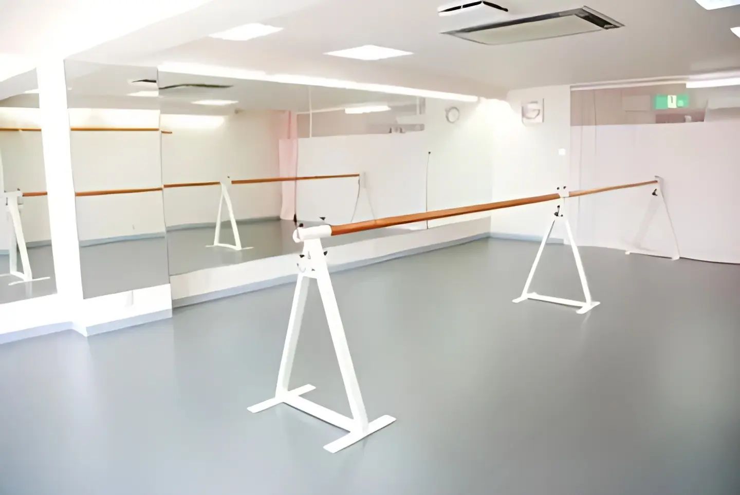 YOU JAZZDANCE & BALLET STUDIO 早稲田教室のメイン画像