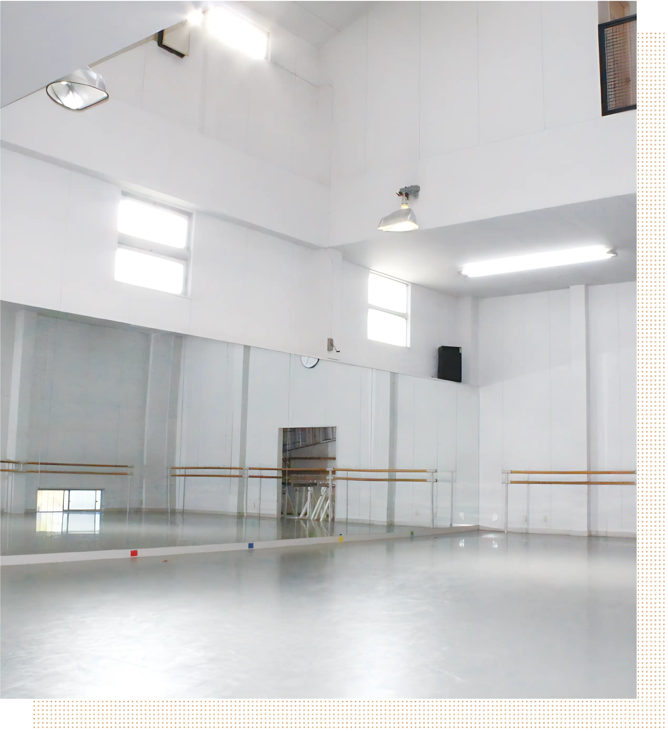 Yoko Tsukamoto テアトル・ド・バレエ カンパニー&アカデミー 本部スタジオのサムネイル画像 3