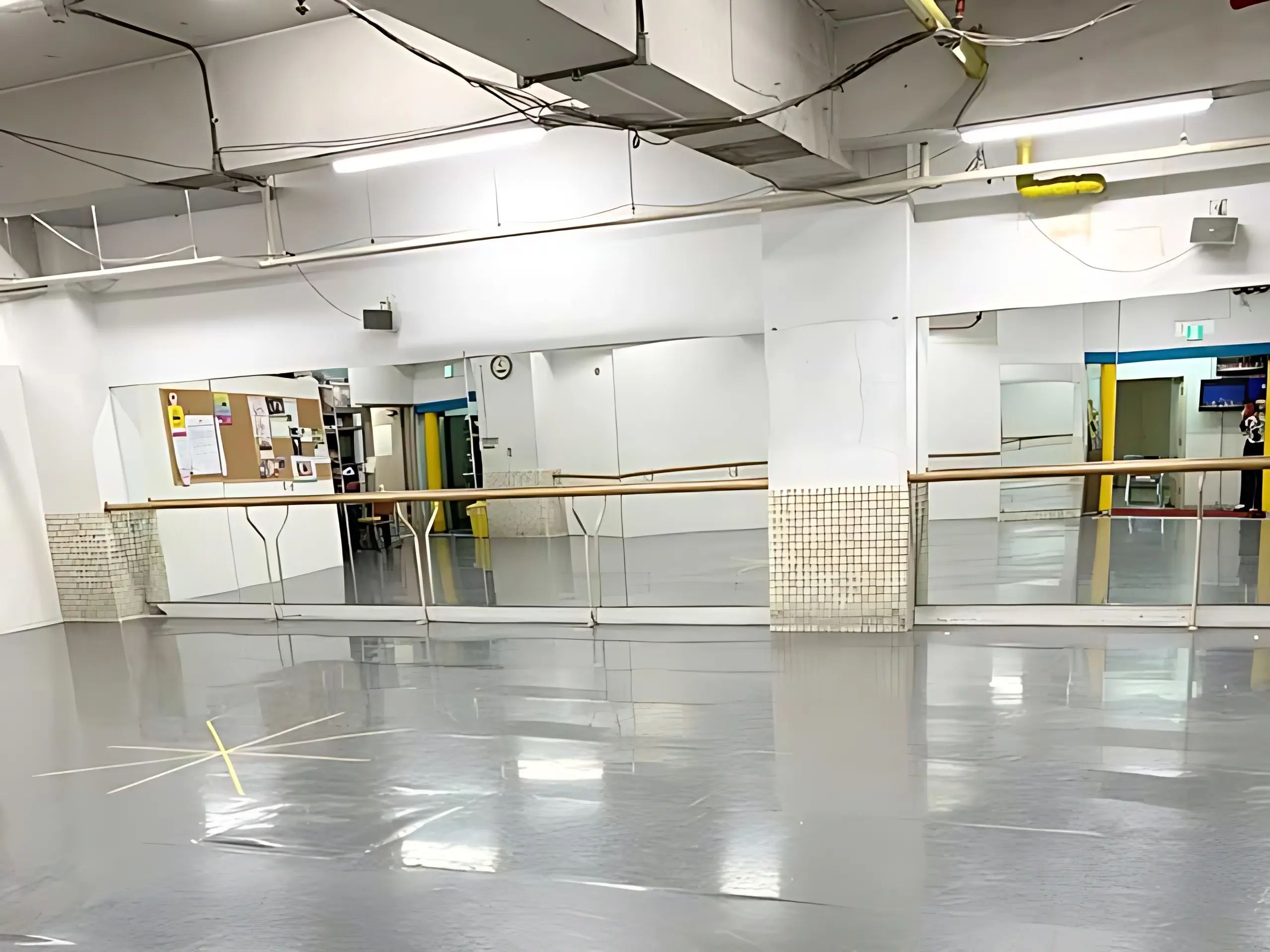 スズキ・バレエアート・スタジオ 池田スタジオのサムネイル画像 2