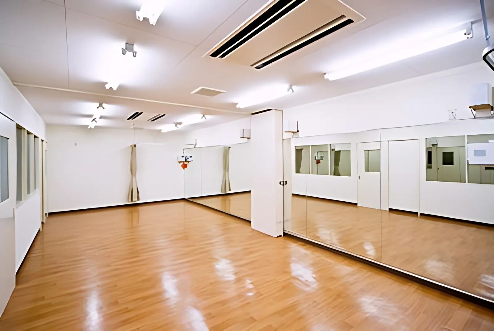 テアトルアカデミー ダンス 大宮校のメイン画像