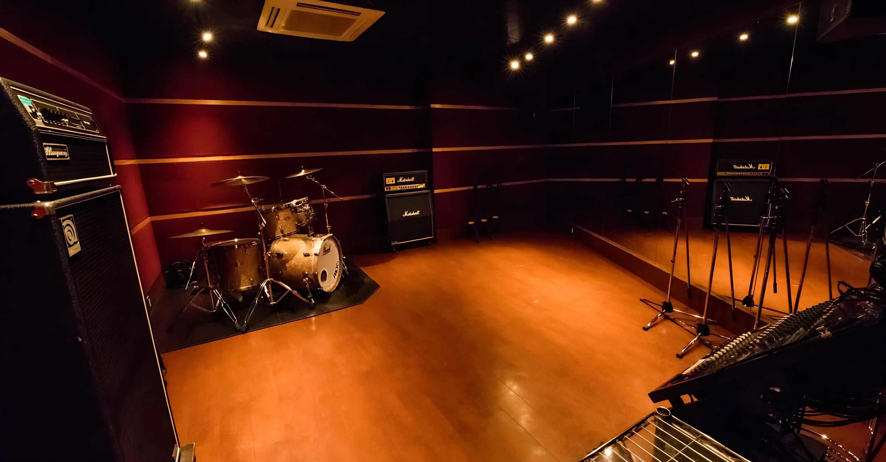 INSmeK ダンス sound studio PACKS 船橋店のサムネイル画像 4