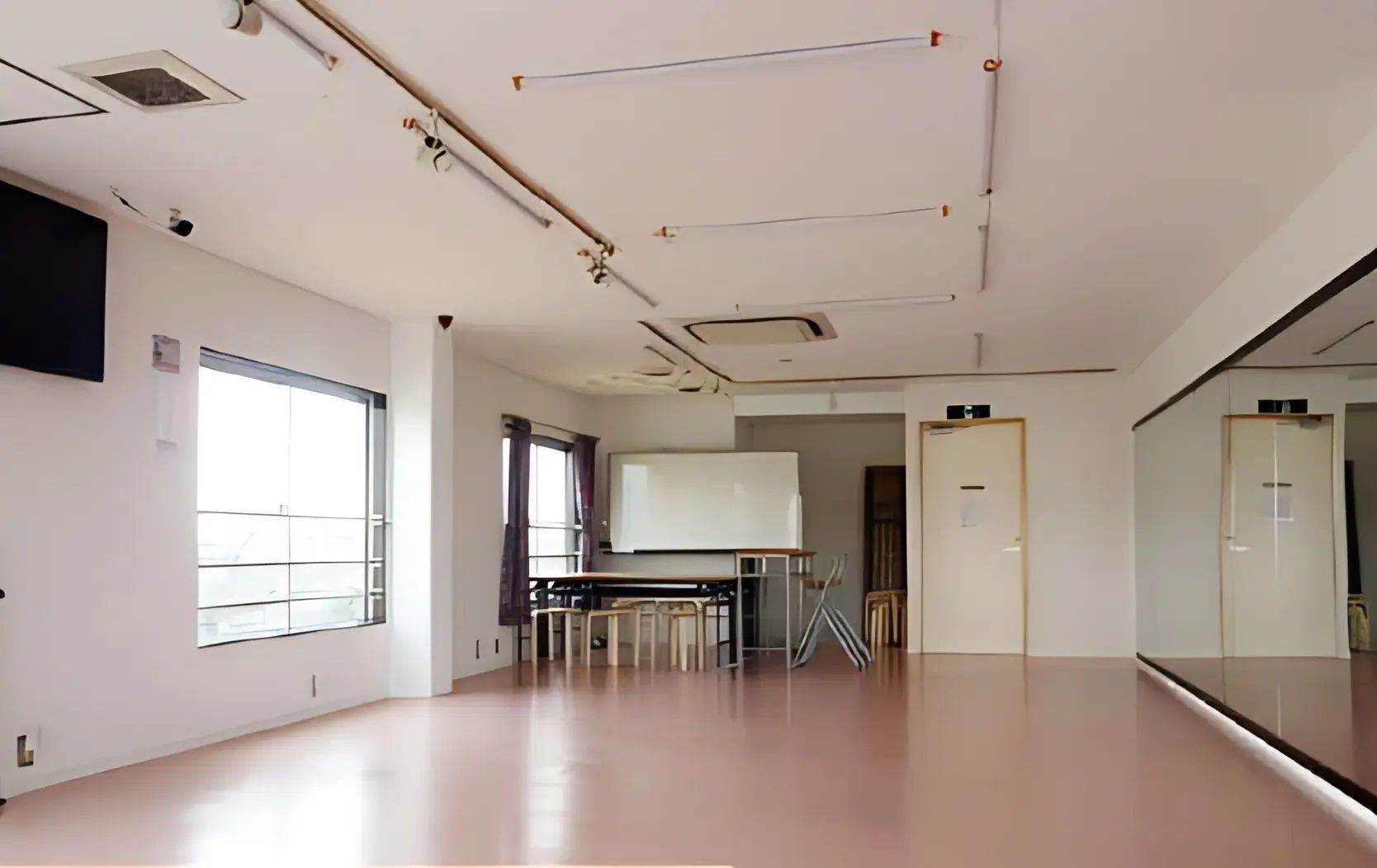 DANCE 21 STUDIO 那加緑教室のメイン画像