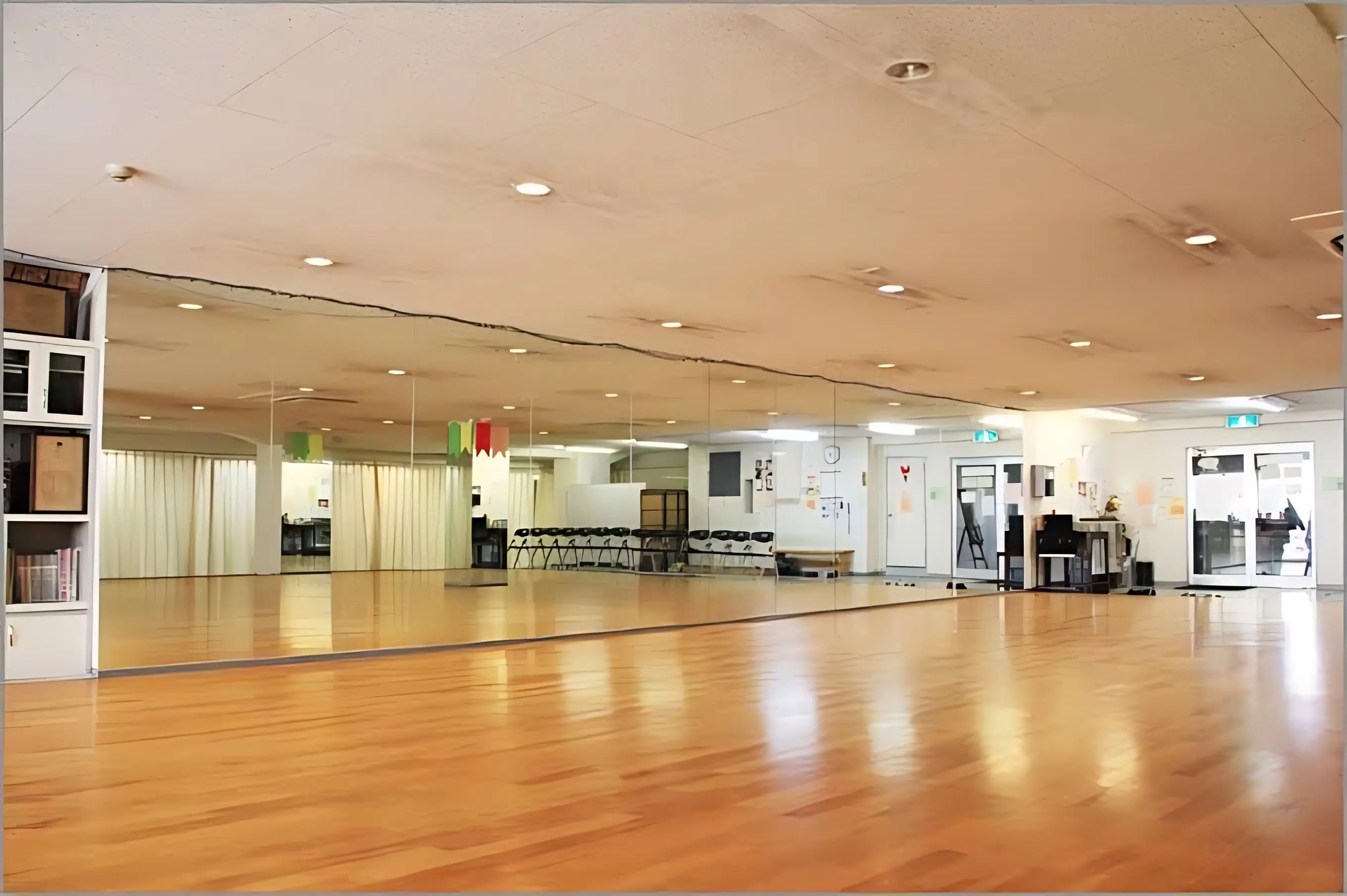 YELLOW SPARROW ダンス 吹田校のメイン画像