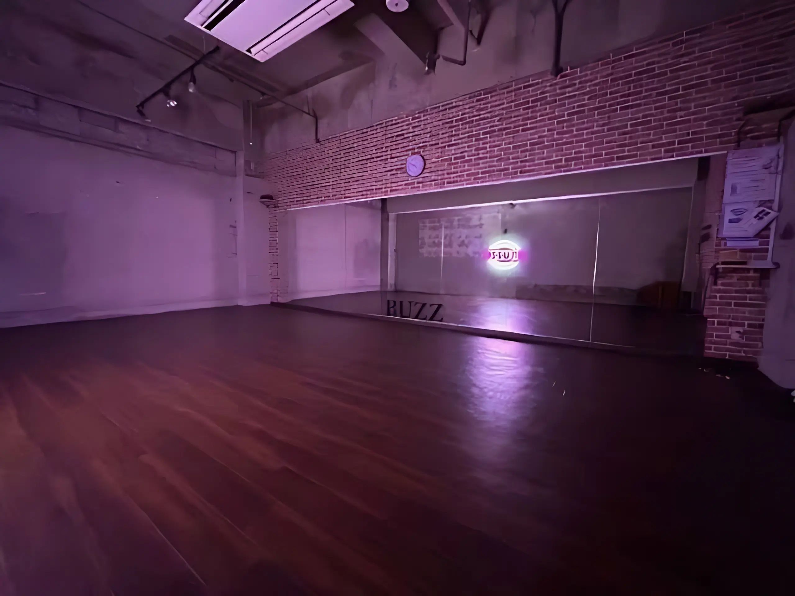 YELLOW SPARROW ダンス 京橋校のメイン画像