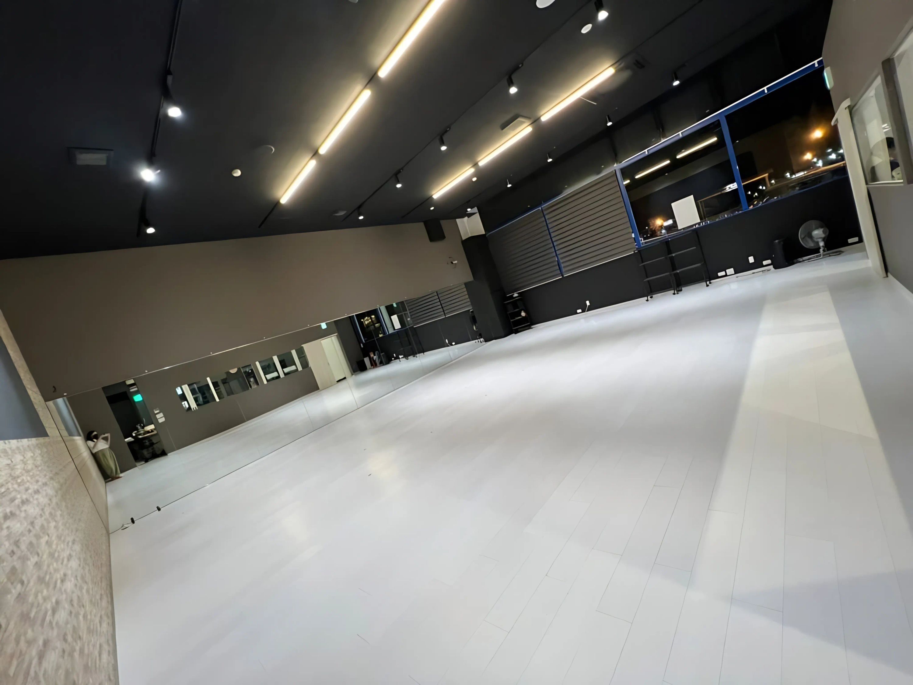 Think(ダンス スタジオシンク) 近江八幡店のサムネイル画像 4