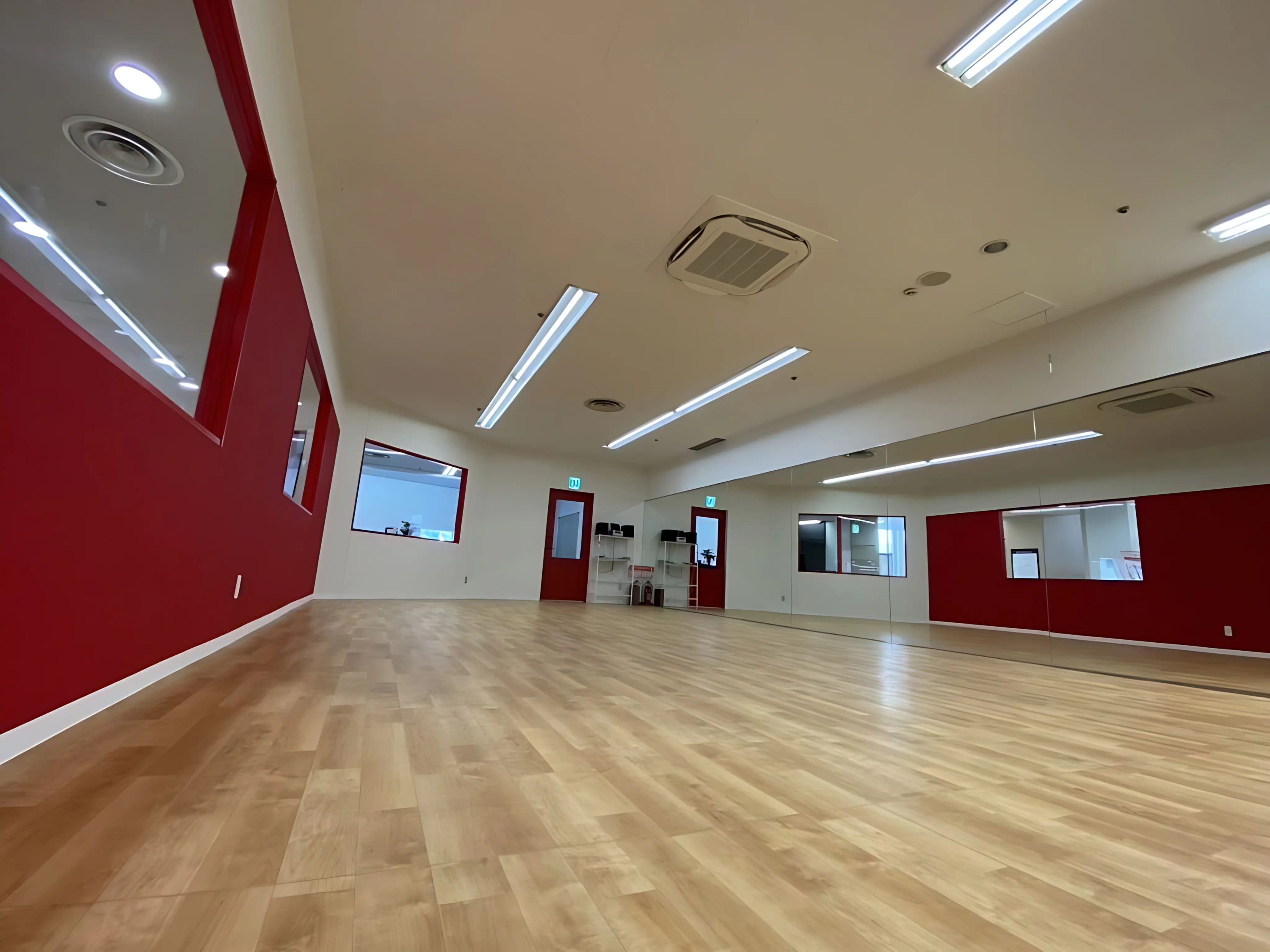 Think(ダンス スタジオシンク) 近江八幡店のサムネイル画像 5