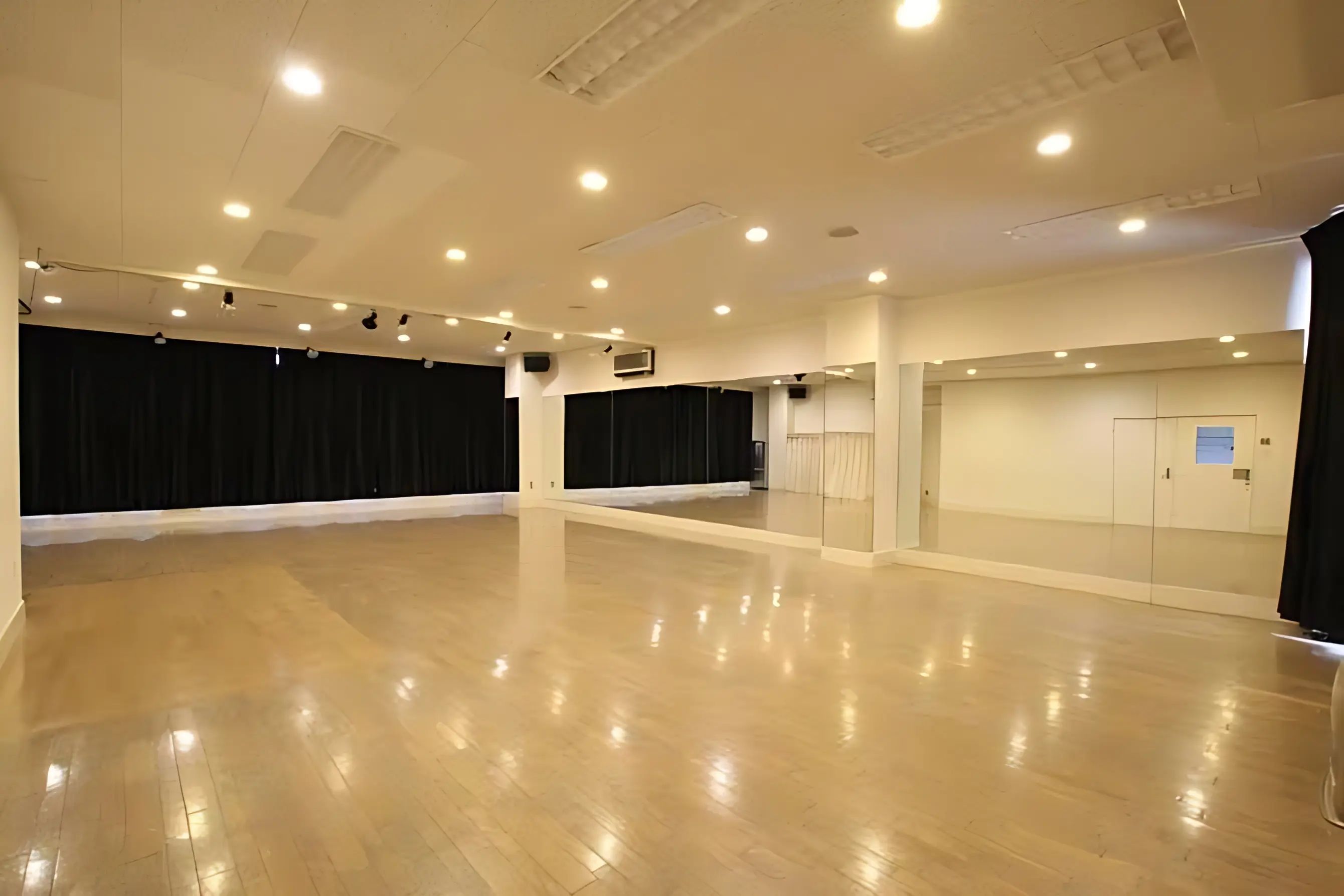 YELLOW SPARROW ダンス 奈良校のメイン画像