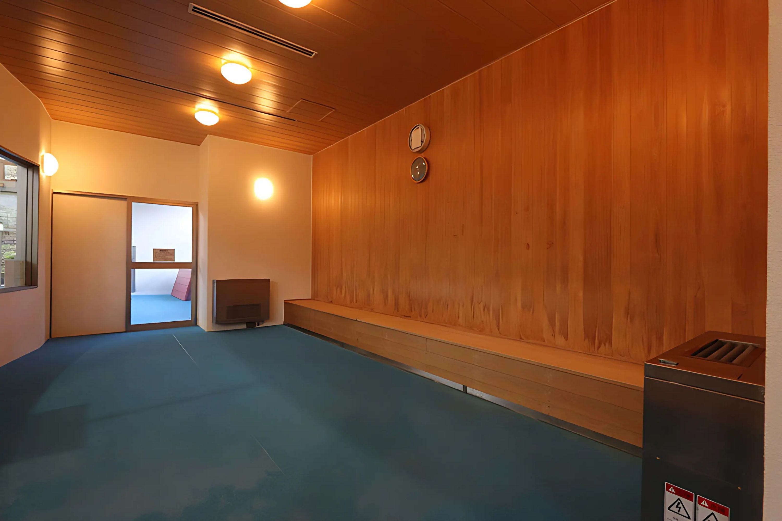 bj(バスケットボールジャパン)アカデミー 横須賀市総合体育館　サブアリーナ二階競技場のサムネイル画像 2