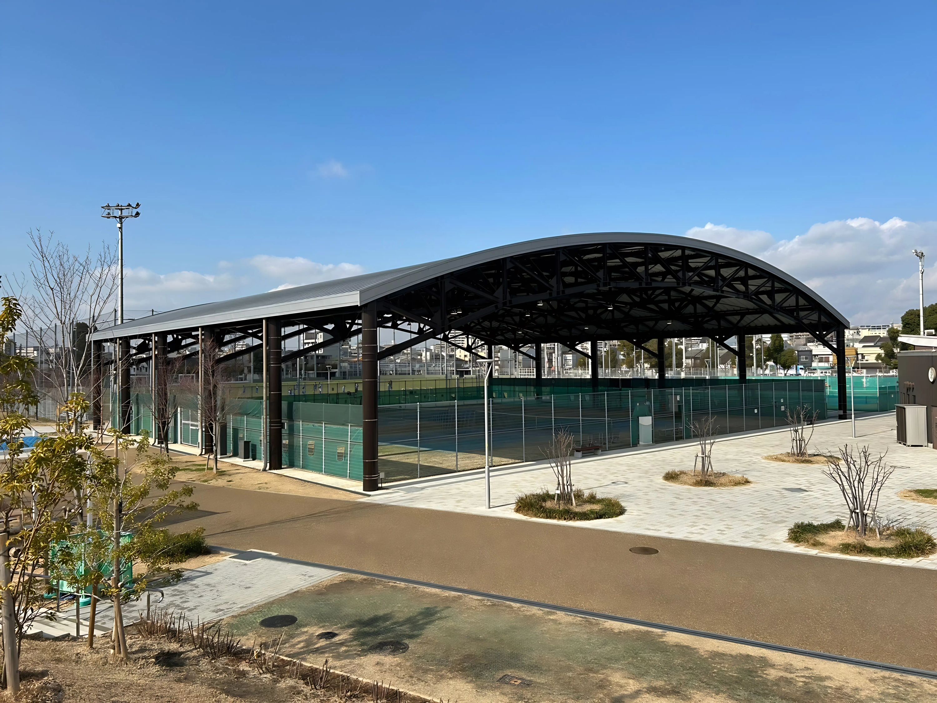 M．S．テニスカレッジ(エム・エス・テニスカレッジ) 守口大枝公園インドアテニススクールのサムネイル画像 2