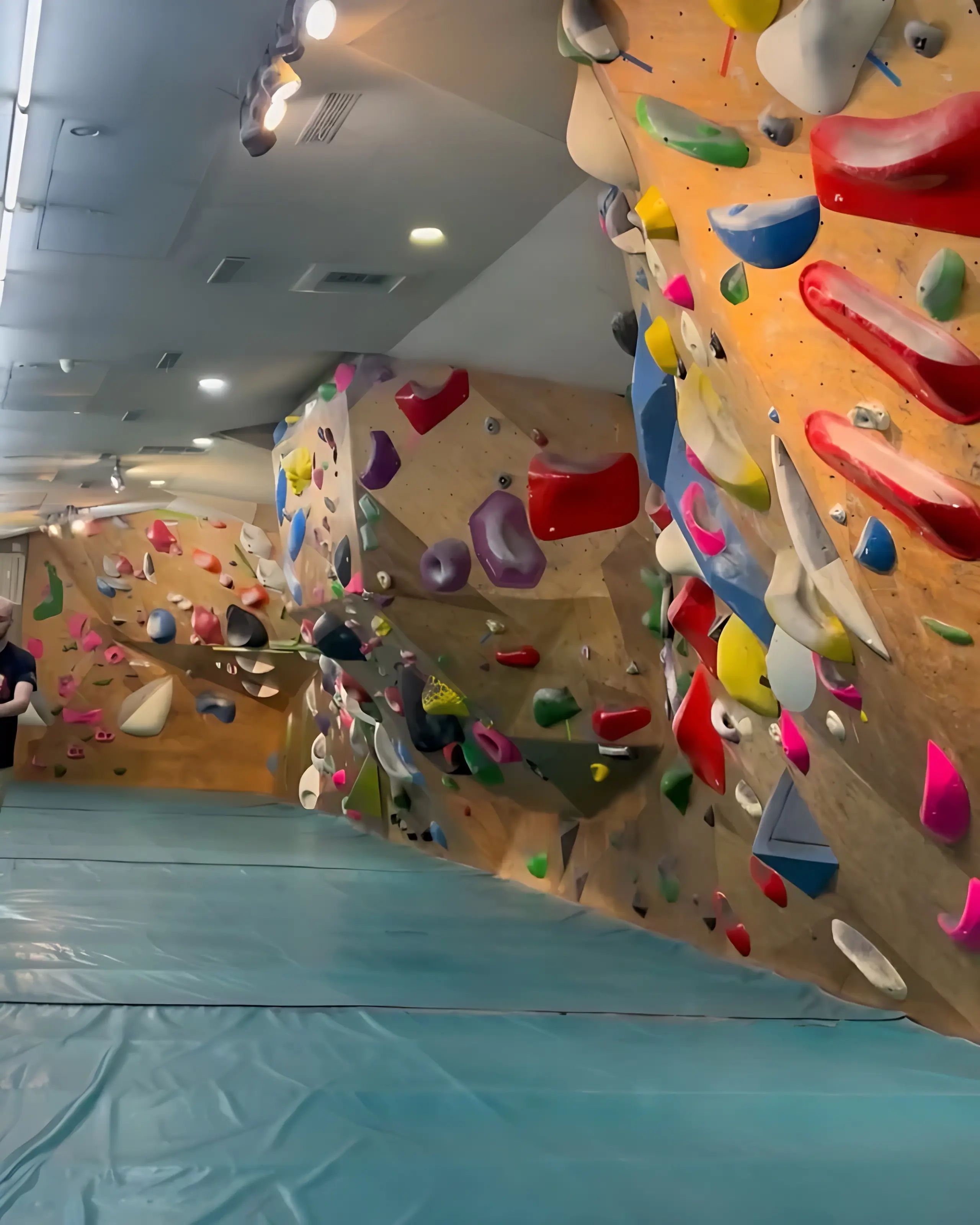 ボルダリングジムMUSHROOMING 天神橋教室のメイン画像