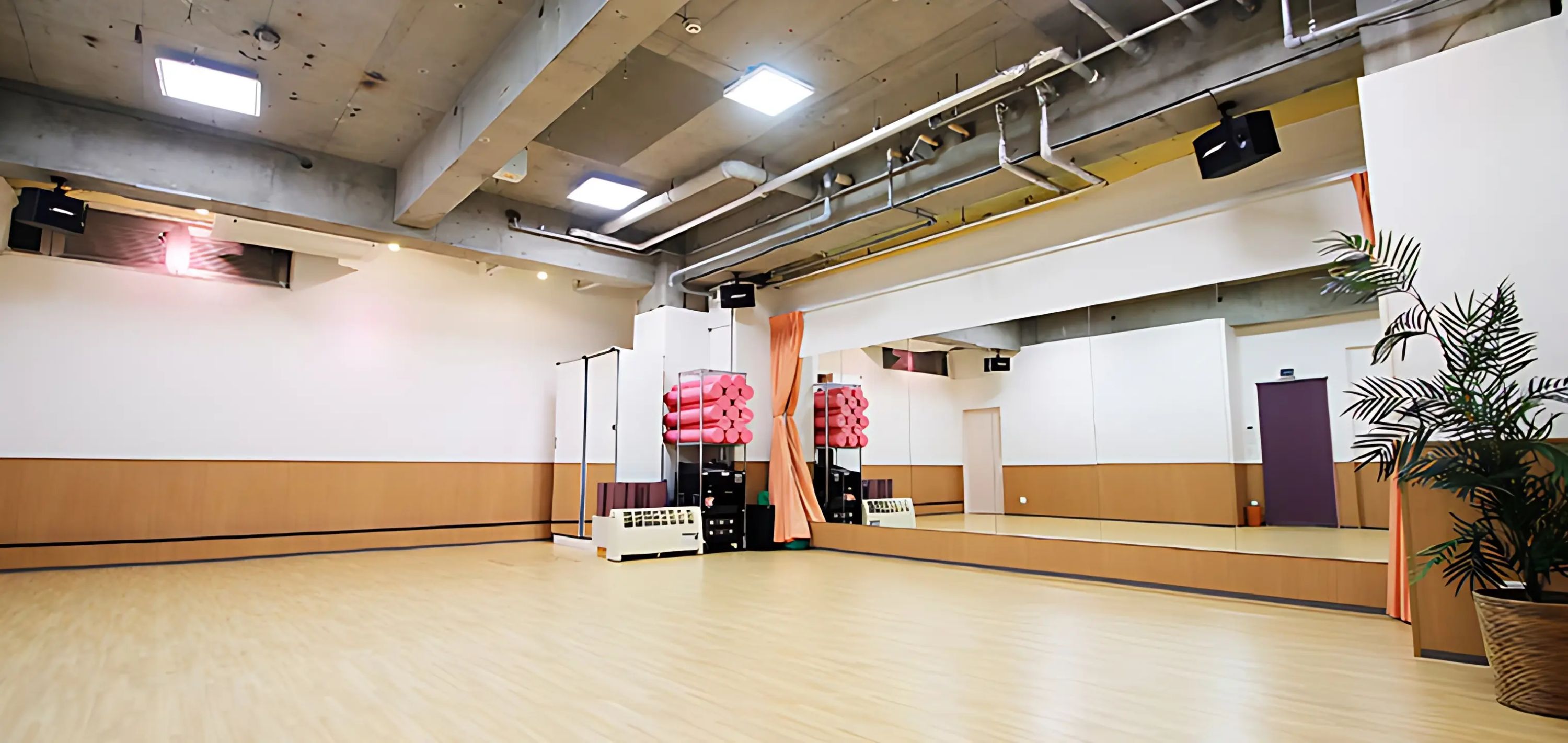 GAYA(ガーヤ) トランポリン 上町駅前スタジオのメイン画像