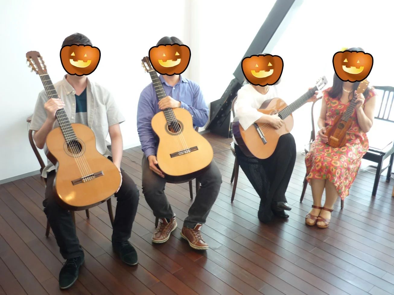 Tsune Guitar Music School ウクレレ 神田須田町教室のサムネイル画像 3