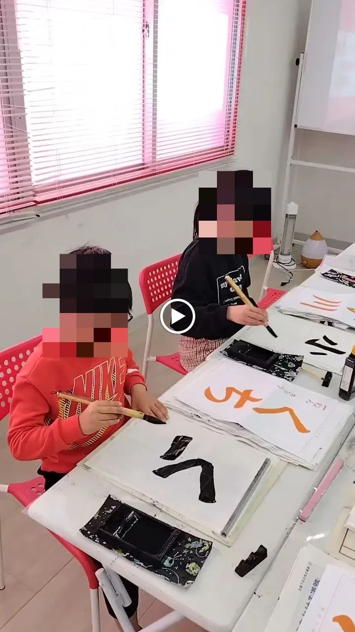 PebyCollege 幼児教室 福岡春日キャンパスのサムネイル画像 5