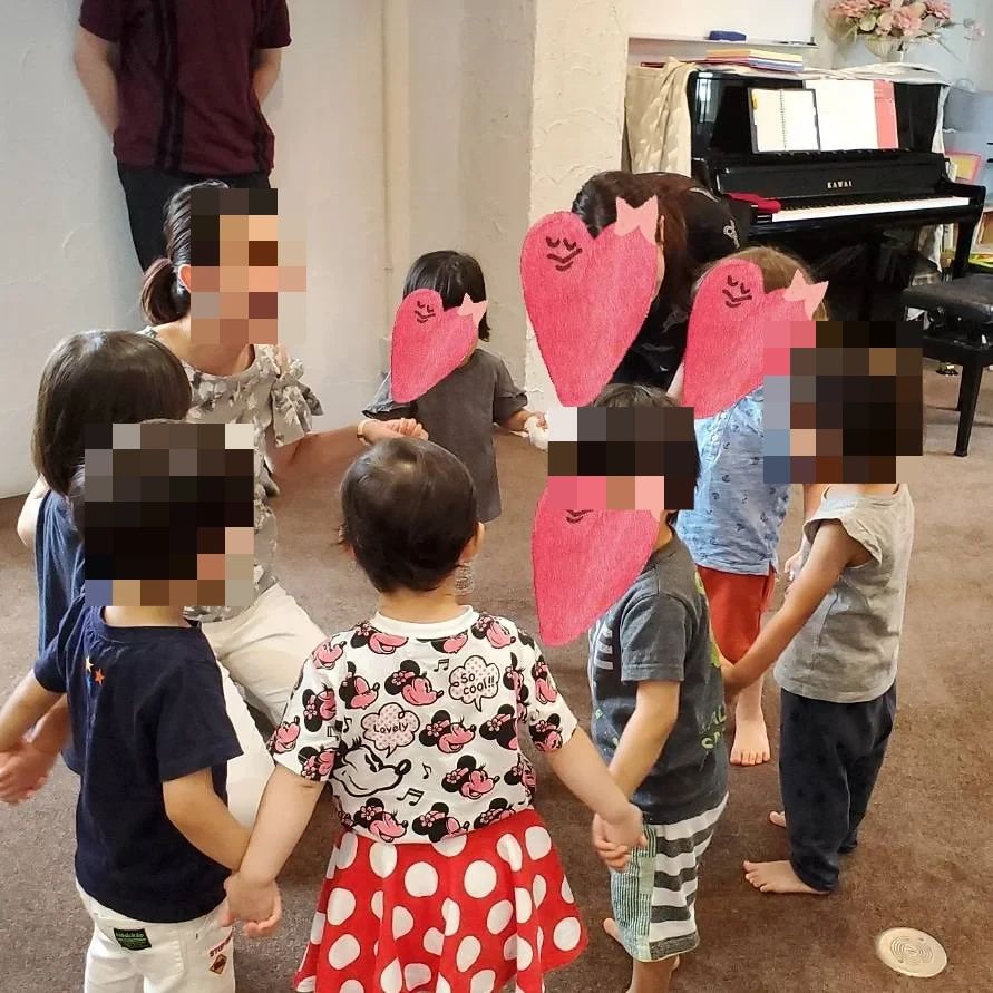 カリーナ音楽教室 リトミック 京橋教室のサムネイル画像 2