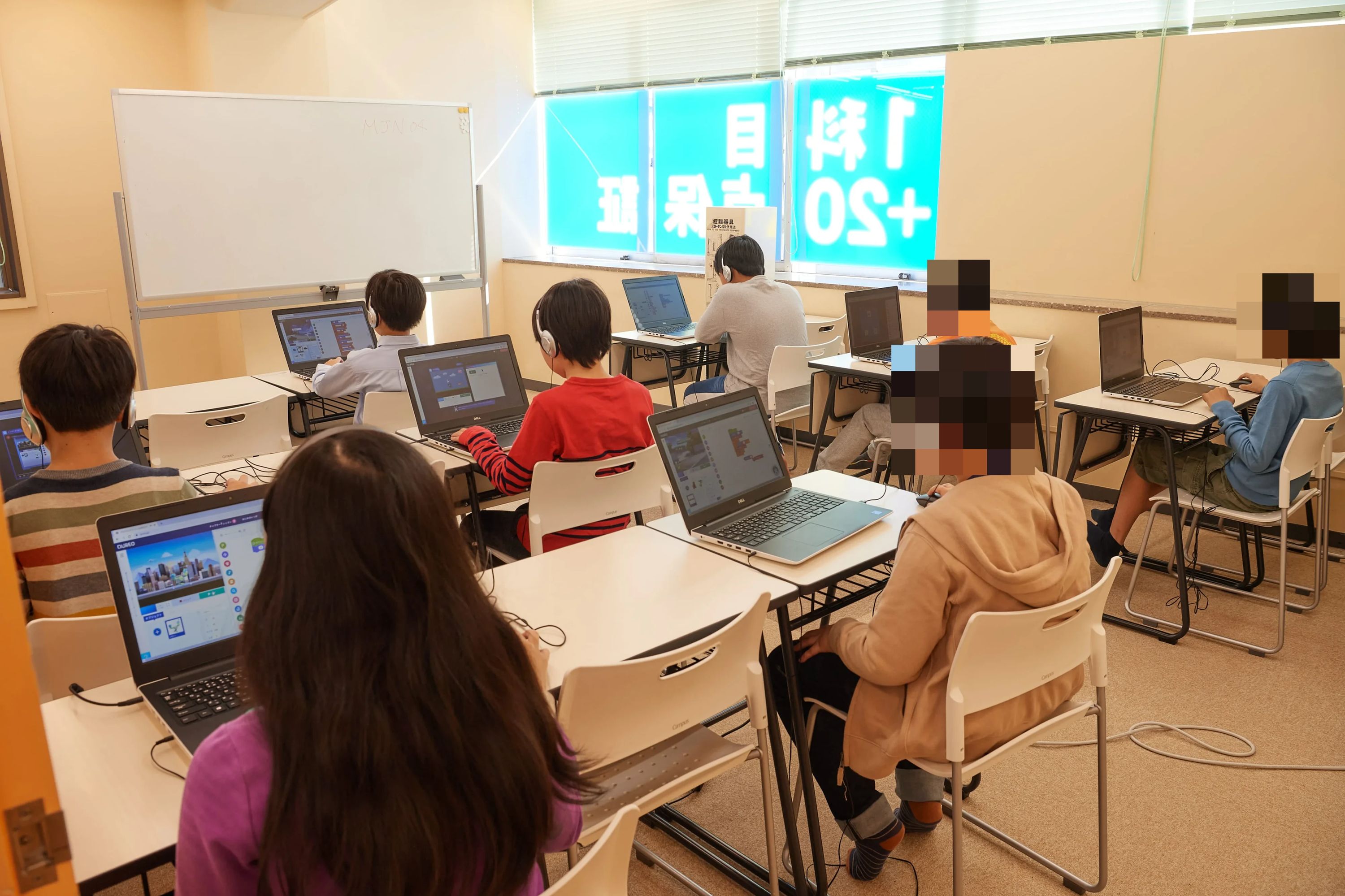 QUREOプログラミング教室 自立学習RED昭和安田通教室のサムネイル画像 3