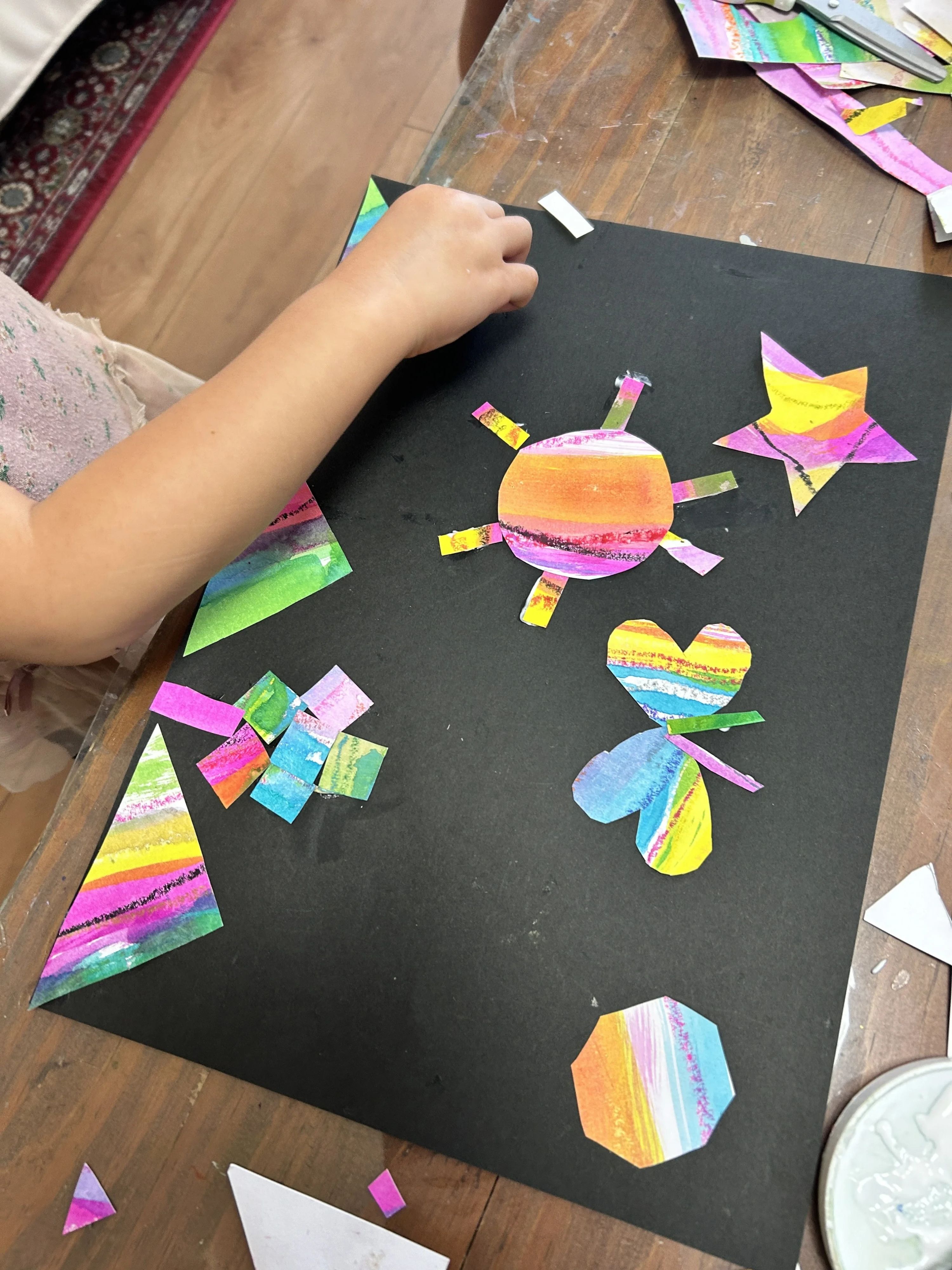 放課後ワークショップARTKIDS 美術（絵画・造形・工作） 三宿神社社務所のサムネイル画像 2