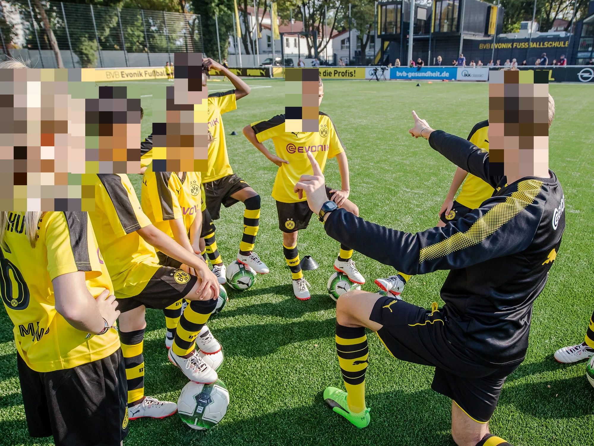 ドルトムント・サッカーアカデミー 岡崎会場のサムネイル画像 2