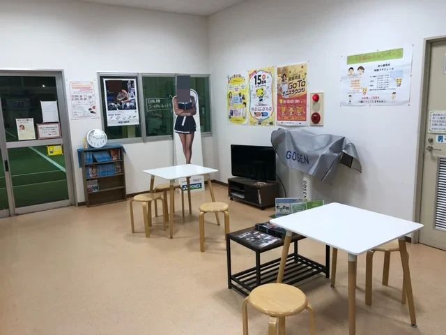 テニスラウンジ テニスラウンジ松阪のサムネイル画像 2