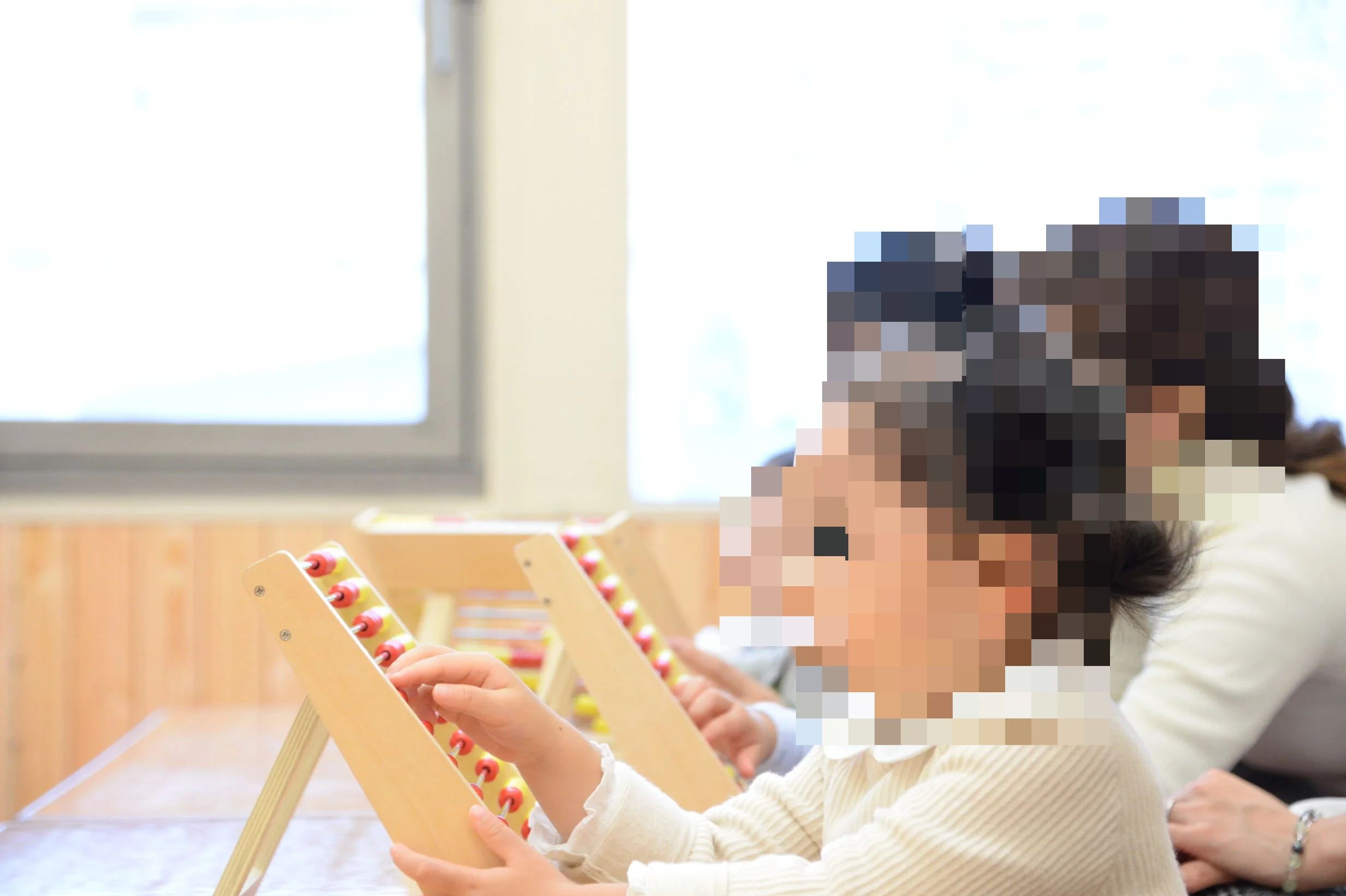 EQWELチャイルドアカデミー 香椎駅前教室のサムネイル画像 2