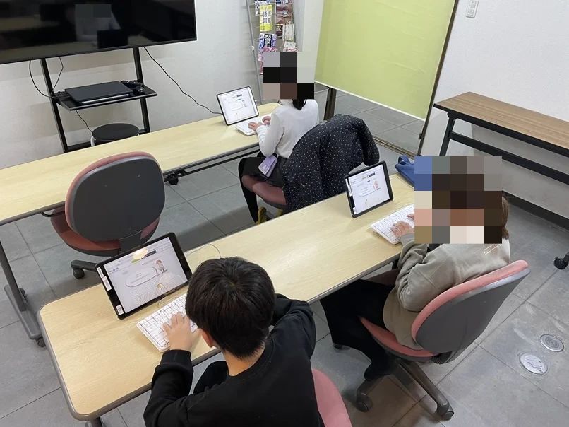 プログラミング教育 HALLO スクールIE服部校のメイン画像