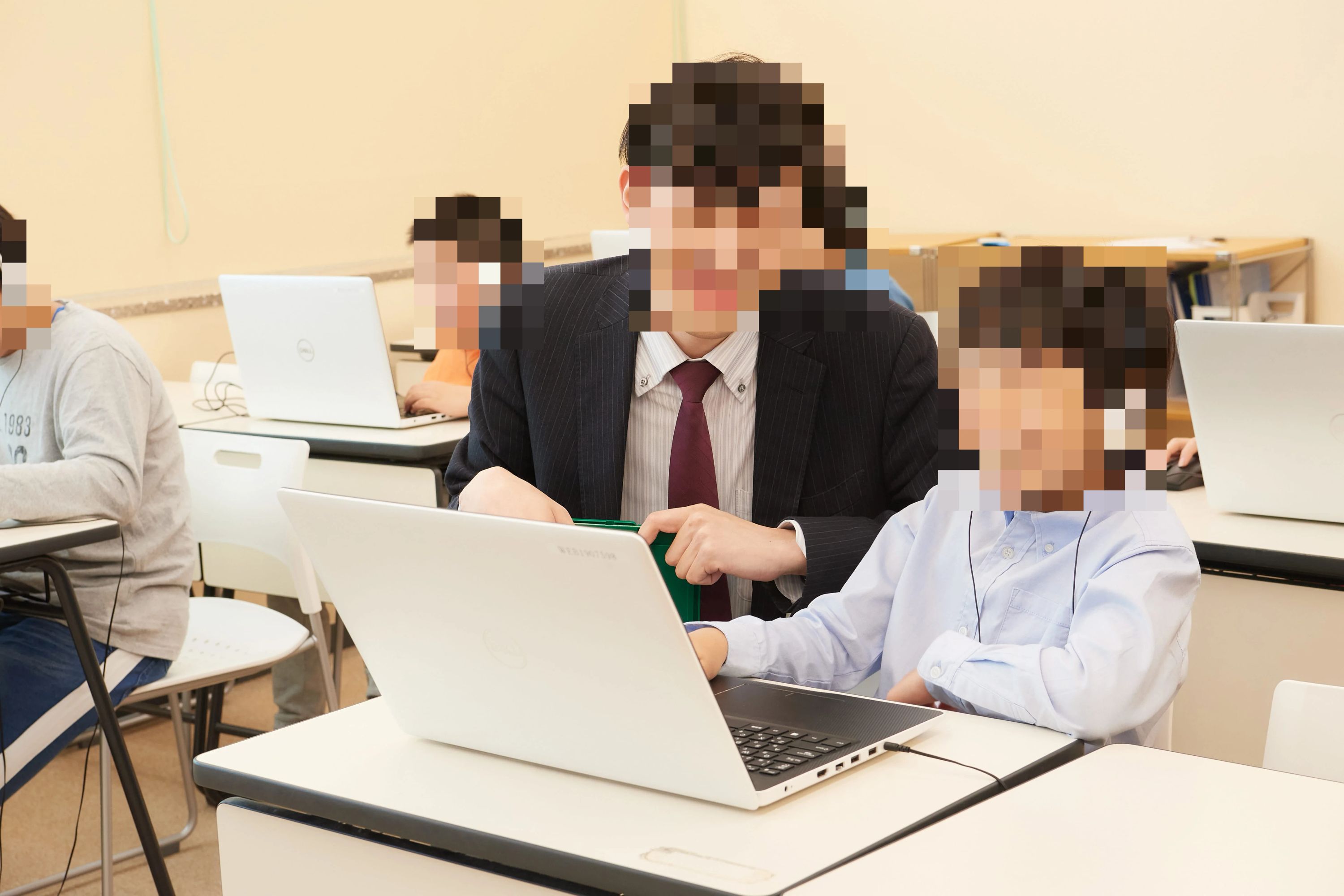 QUREOプログラミング教室 まんてん個別西新町教室のサムネイル画像 2