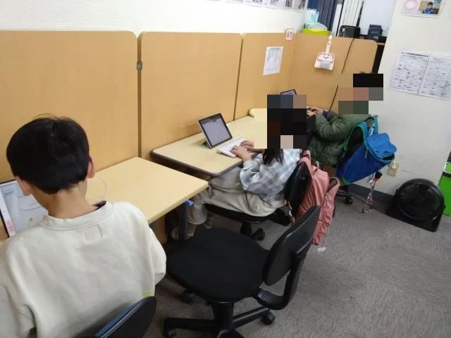 プログラミング教育 HALLO スクールIE 百合ヶ丘校のサムネイル画像 2