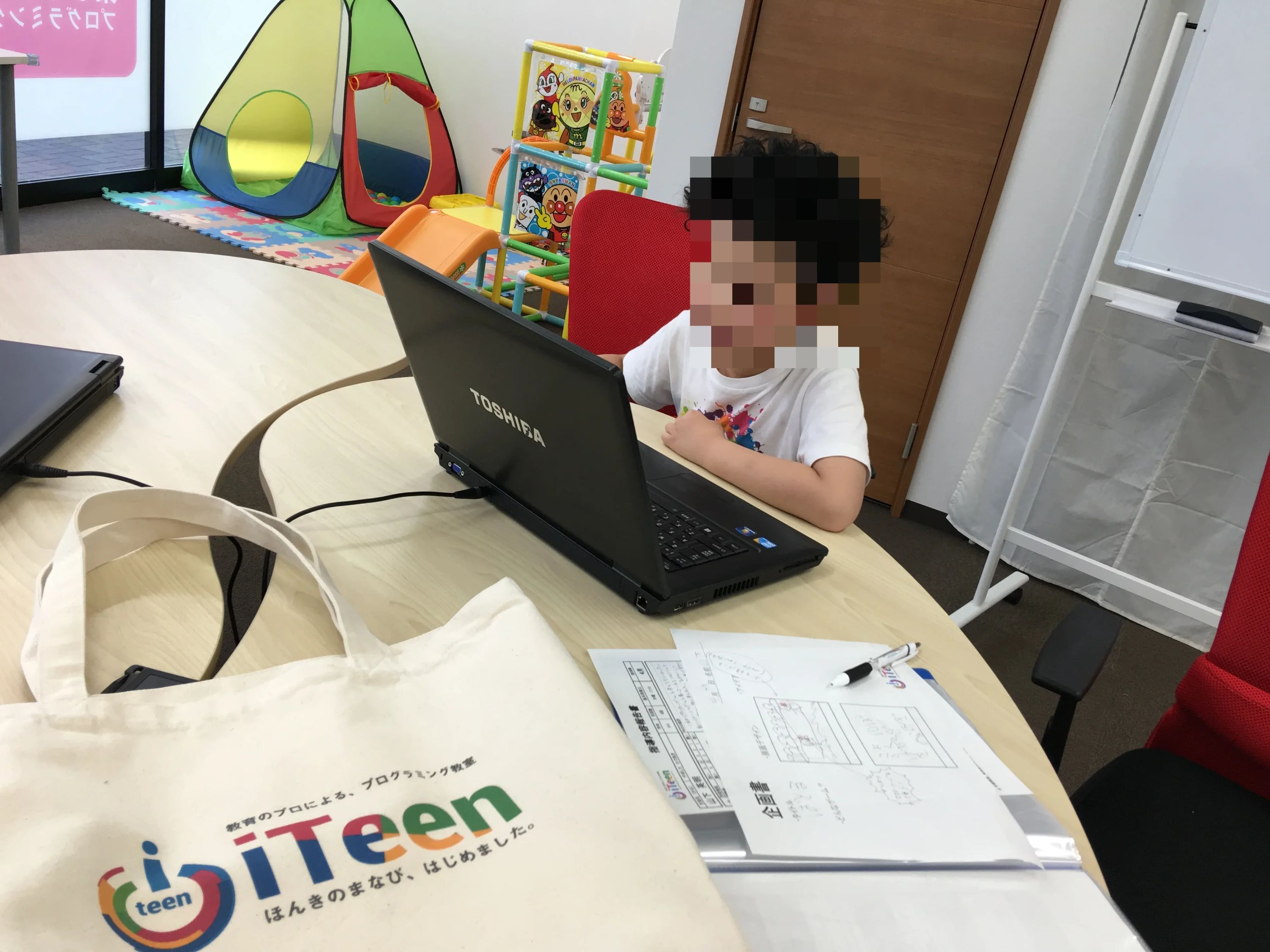 iTeen 姪浜校 地域のこどもたちのためのプログラミング教室のサムネイル画像 5