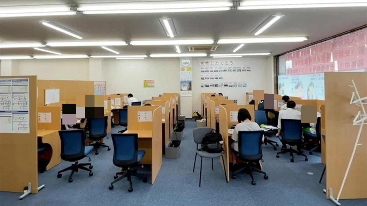 個別指導Axisロボットプログラミング講座 鯖江駅前校のサムネイル画像 3