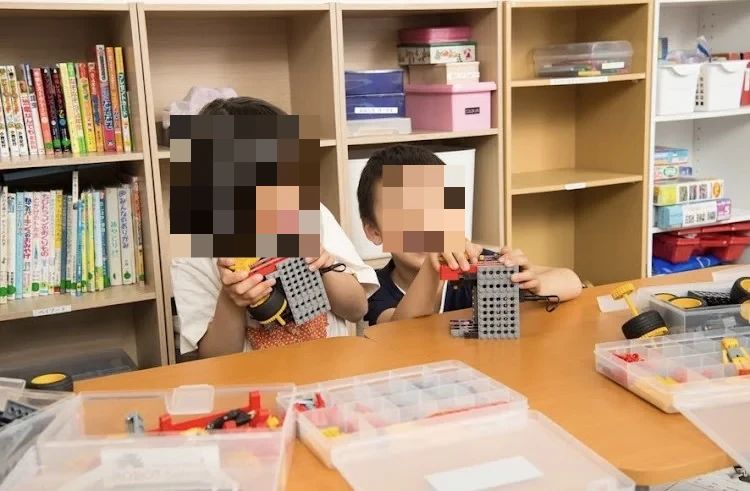 ヒューマンアカデミージュニアロボット教室 ヒューマンアカデミーカルチャースクール横浜別所校教室のサムネイル画像 3