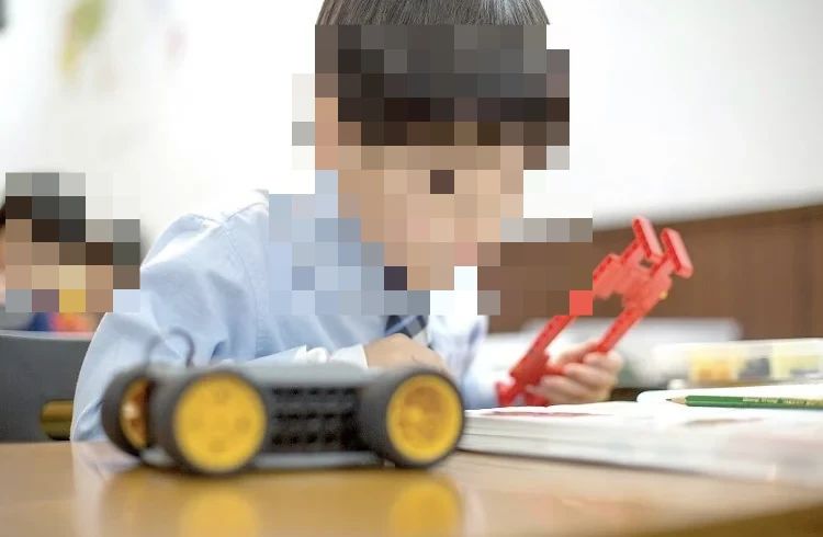 ヒューマンアカデミージュニアロボット教室 ヒューマンアカデミー福岡校教室のサムネイル画像 5