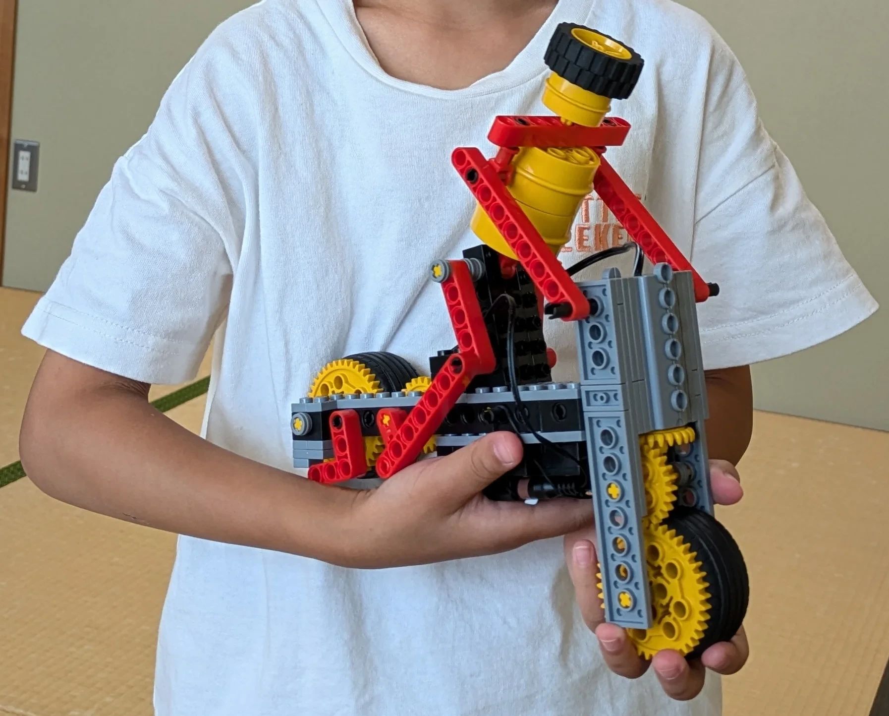 ヒューマンアカデミージュニアこどもプログラミング教室 札幌芸術の森教室のサムネイル画像 2