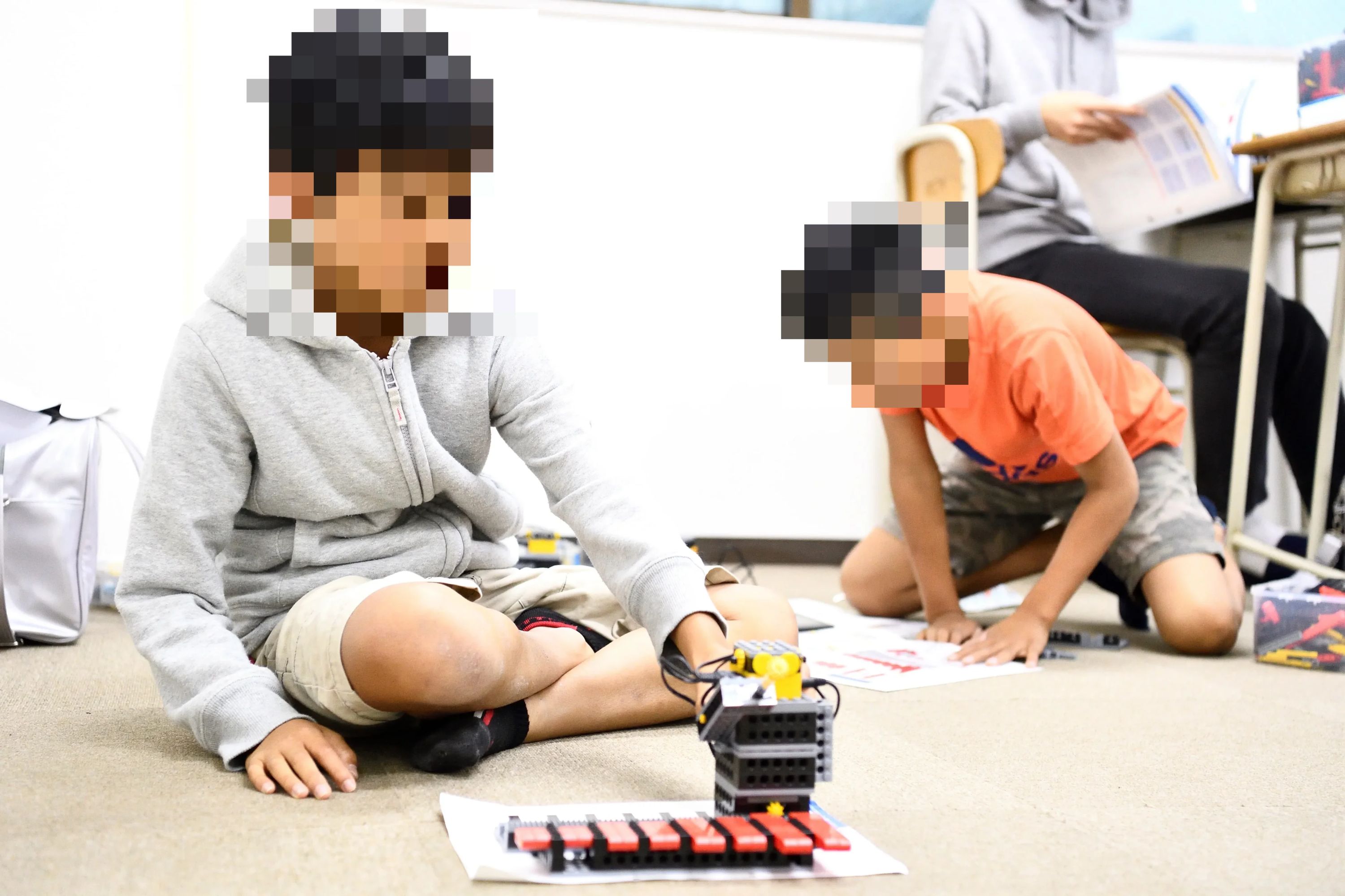 ヒューマンアカデミージュニアロボット教室 ロボティクスプロフェッサーコース 国立駅前のサムネイル画像 4