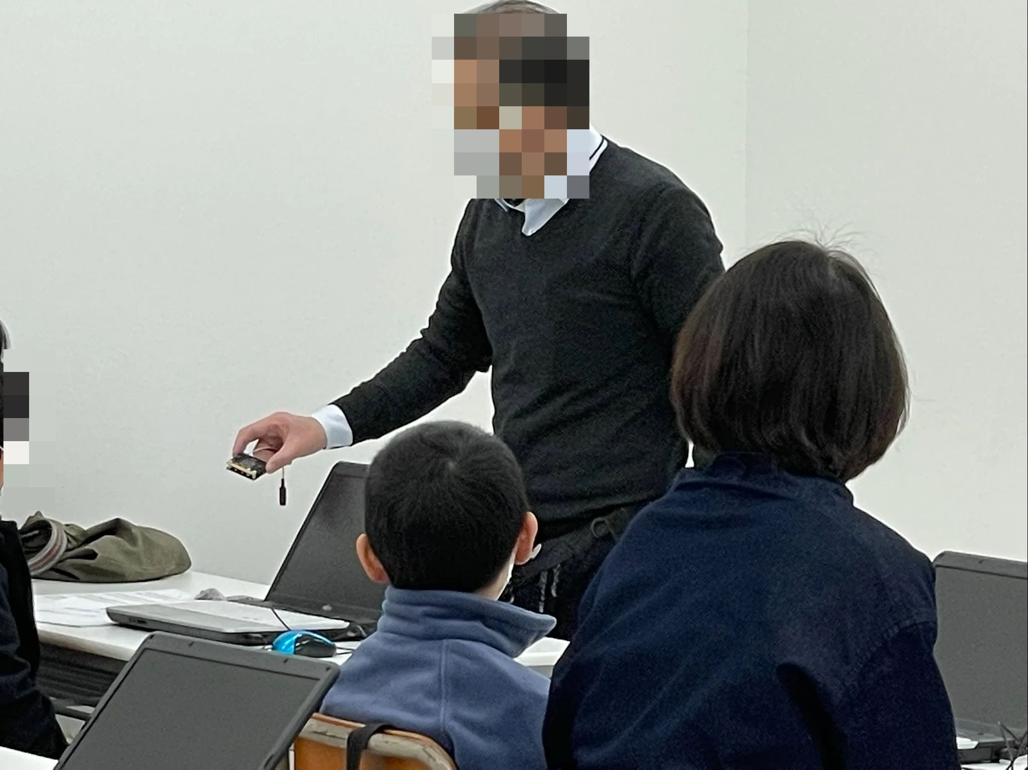 ヒューマンアカデミージュニアロボット教室 ロボティクスプロフェッサーコース 多摩センター駅前のサムネイル画像 3