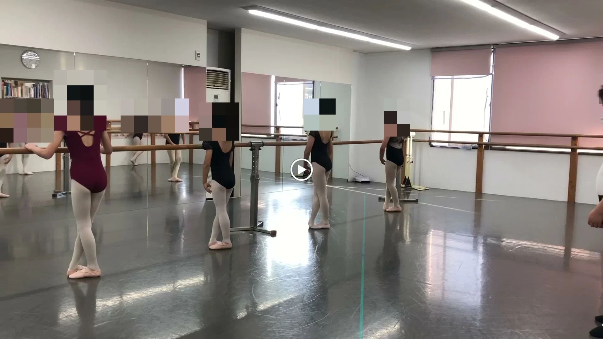 Ballet Studio Rabbit 東生駒教室のサムネイル画像 3