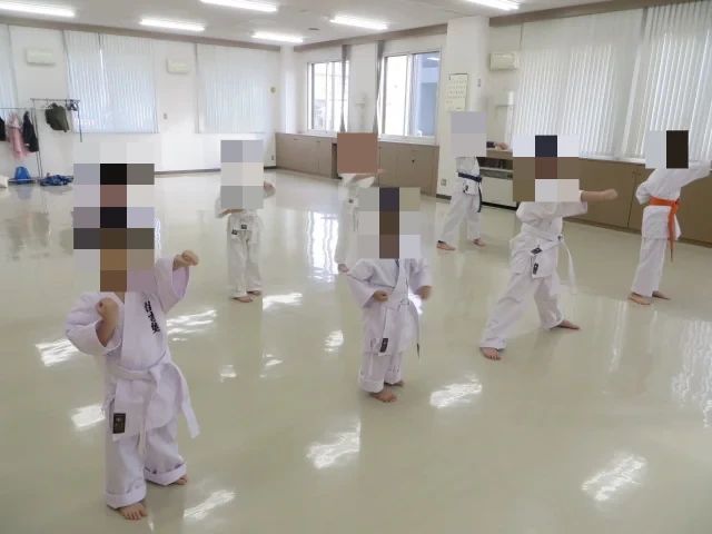 清心流空手道住吉塾 前田教室のサムネイル画像 3