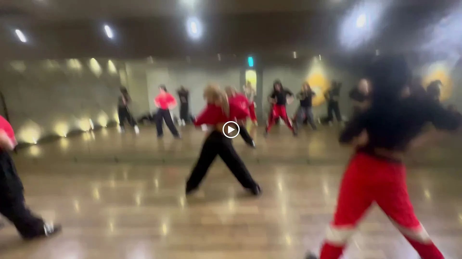 YOPIM DANCE SCHOOL 難波スタジオのサムネイル画像 3