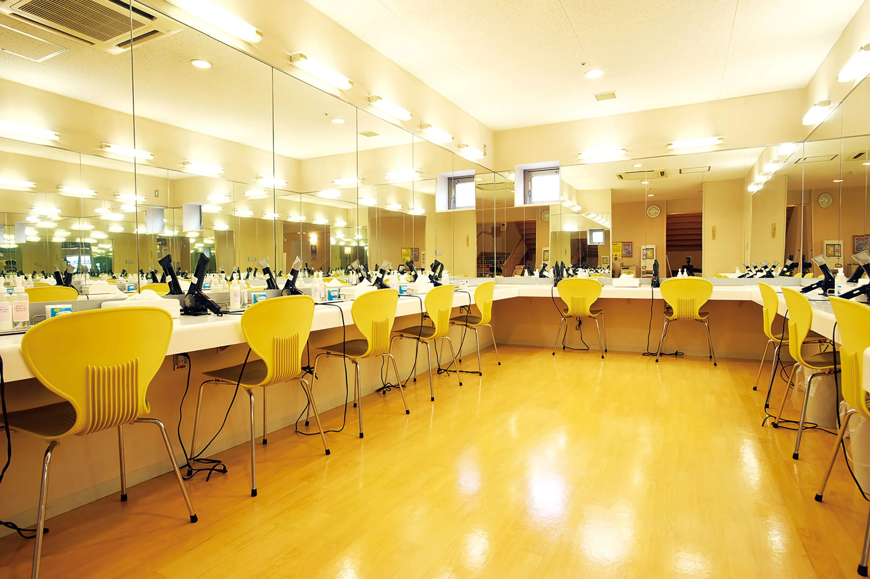 KONAMI(コナミスポーツクラブ) ダンス 茨木のサムネイル画像 3