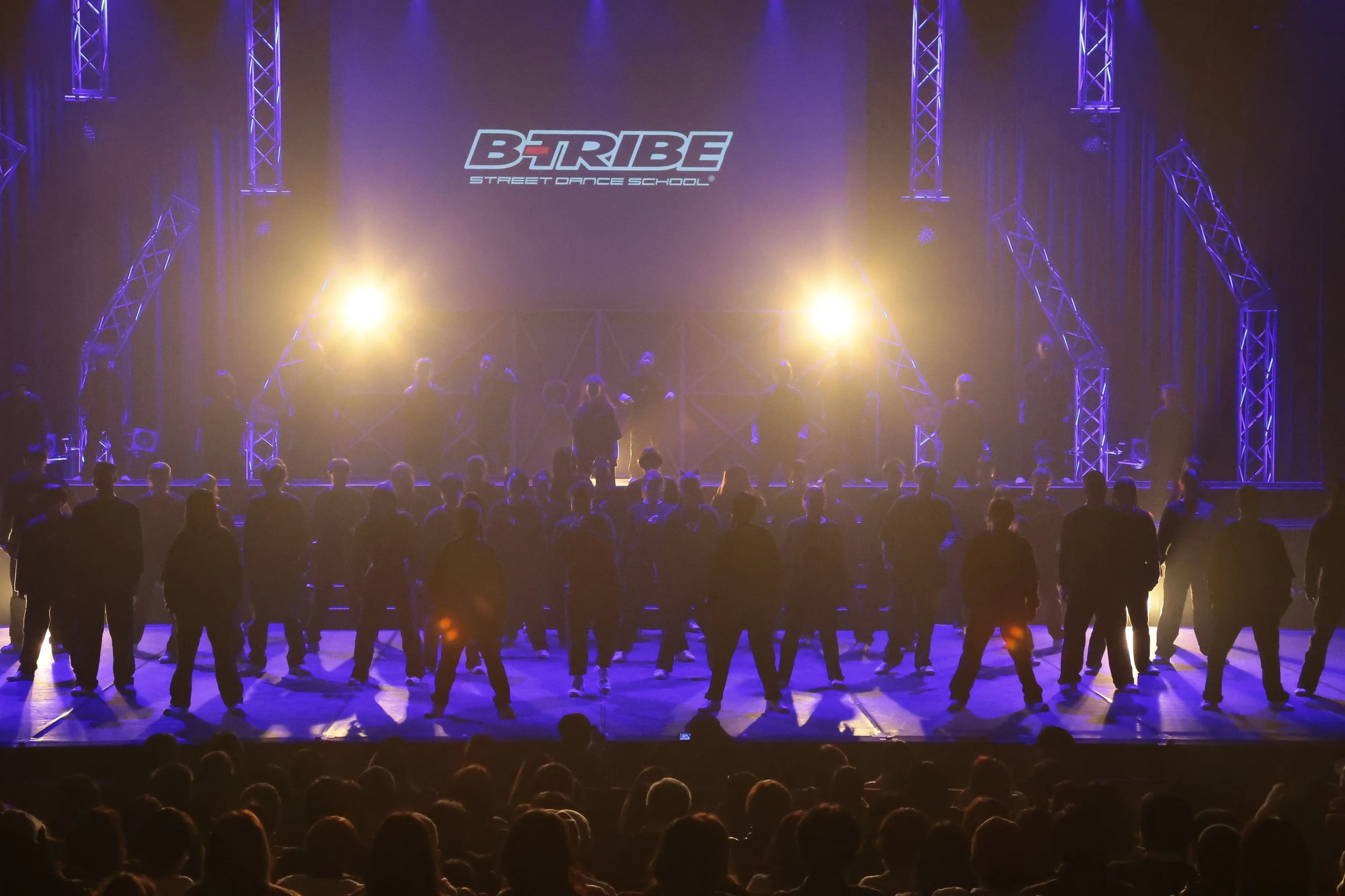 B-TRIBE ダンス 墨染校のメイン画像