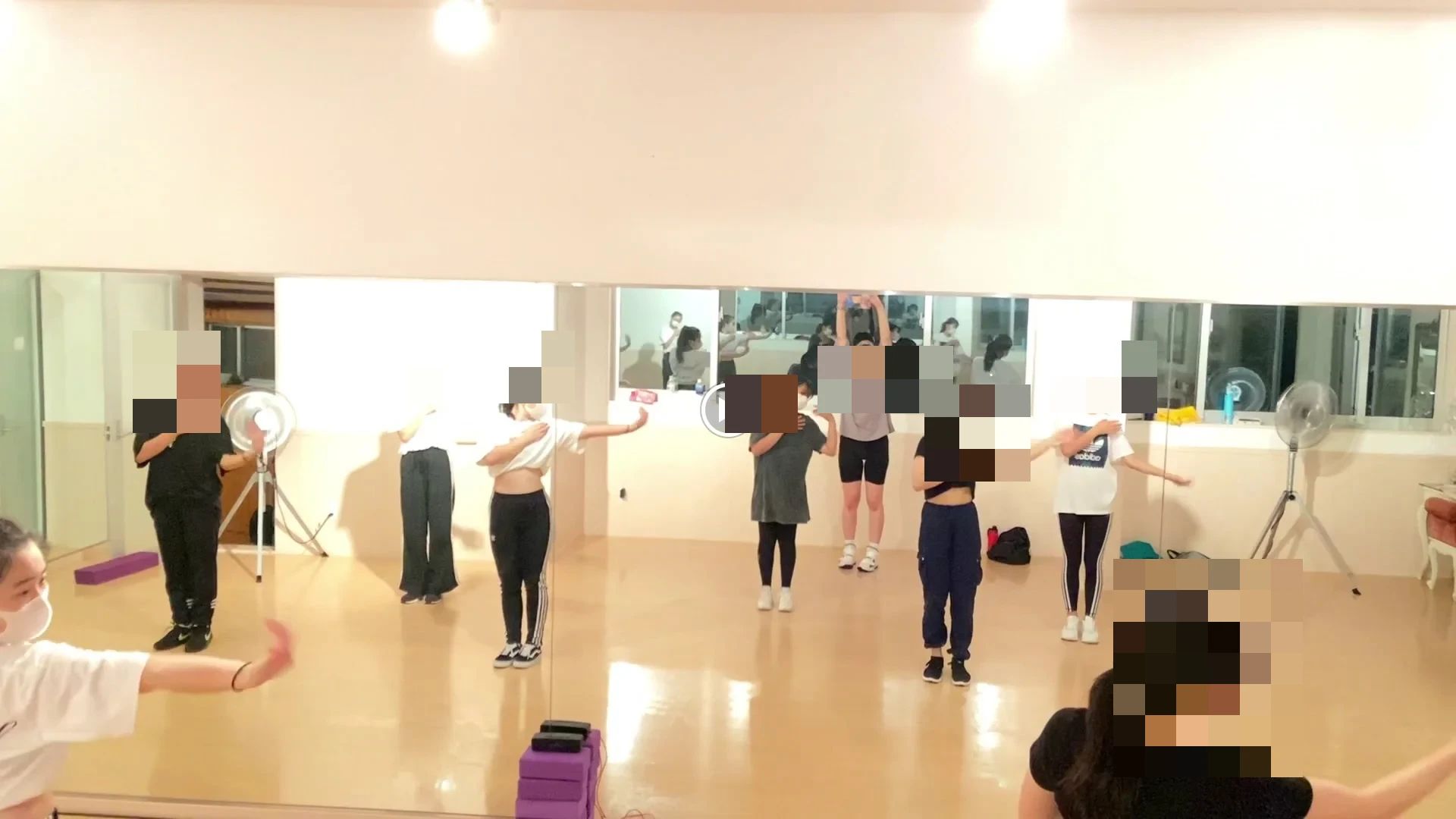 MYS(エムワイエス)ブライトネススタジオ ダンス 三隅町教室のサムネイル画像 4